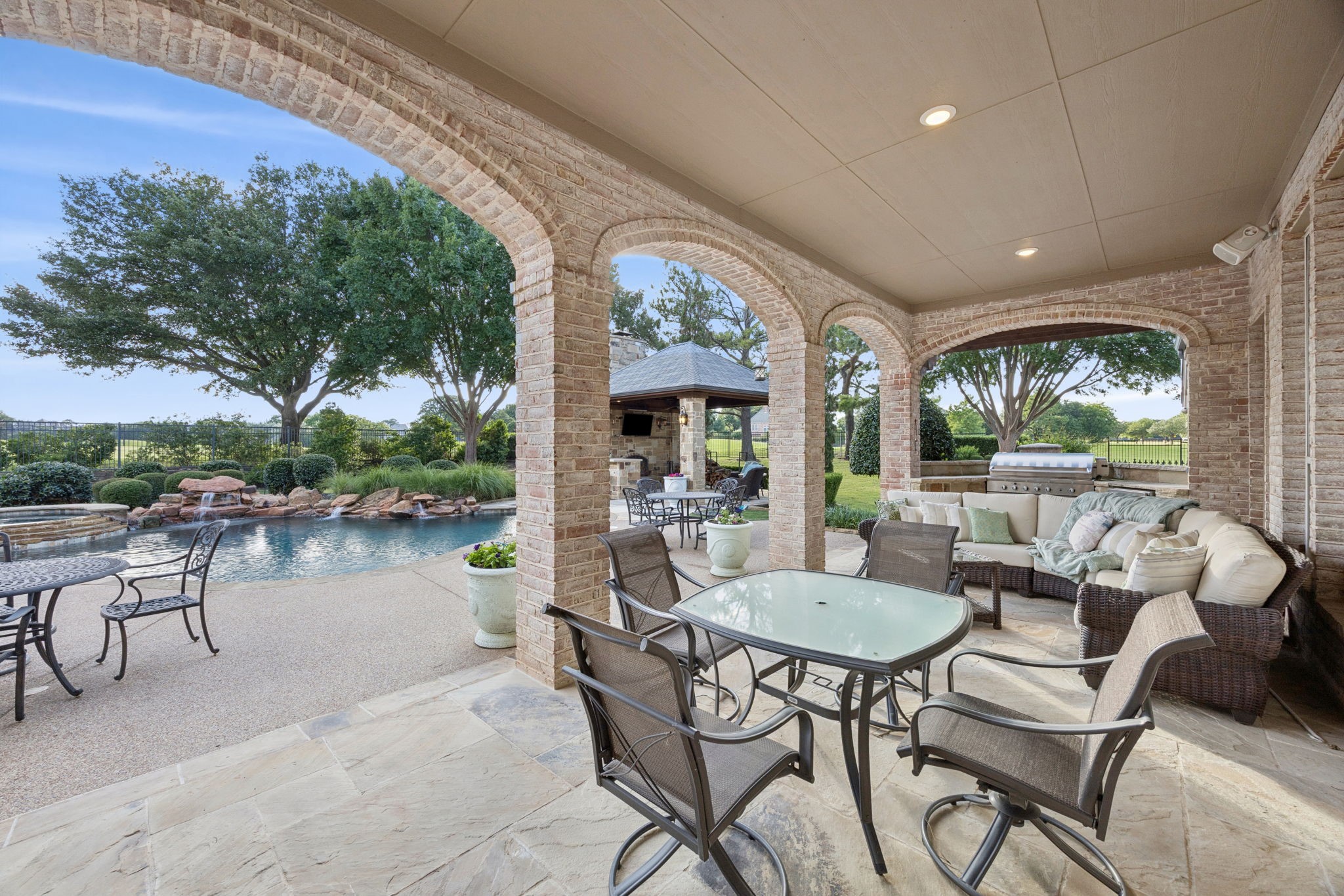 414 Bryn Meadows