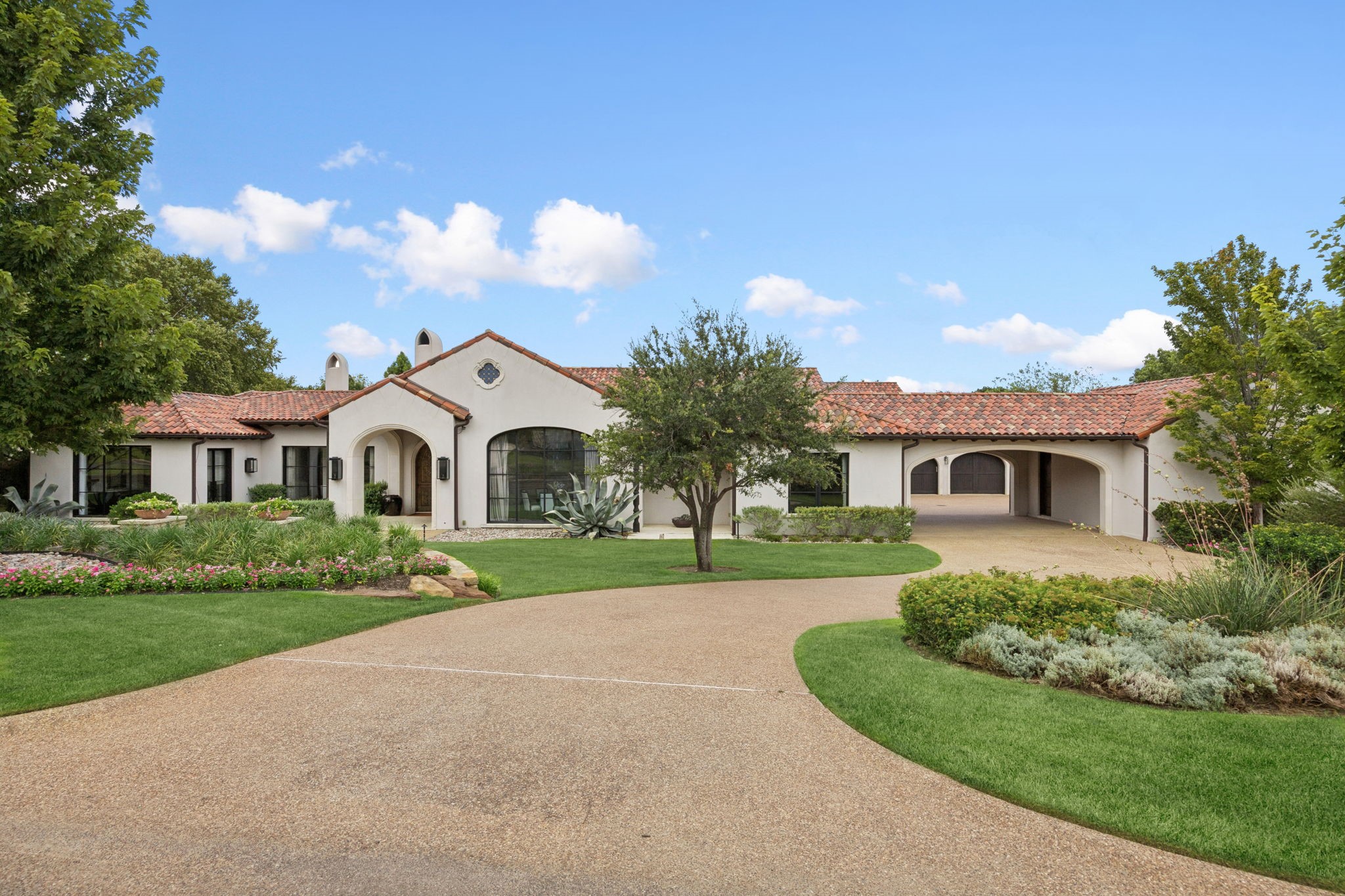2000 Brazos Court