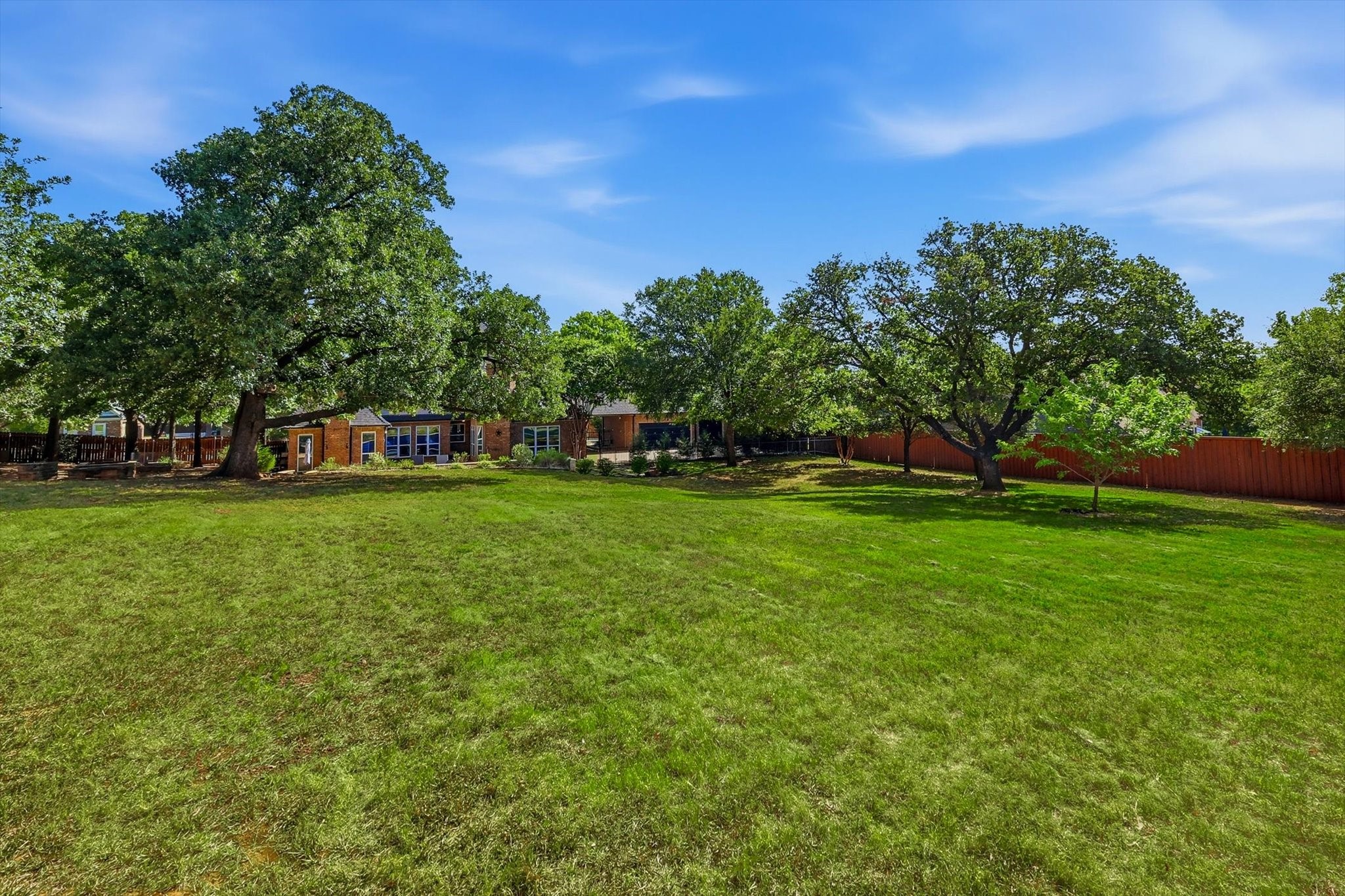 813 Pearl Drive