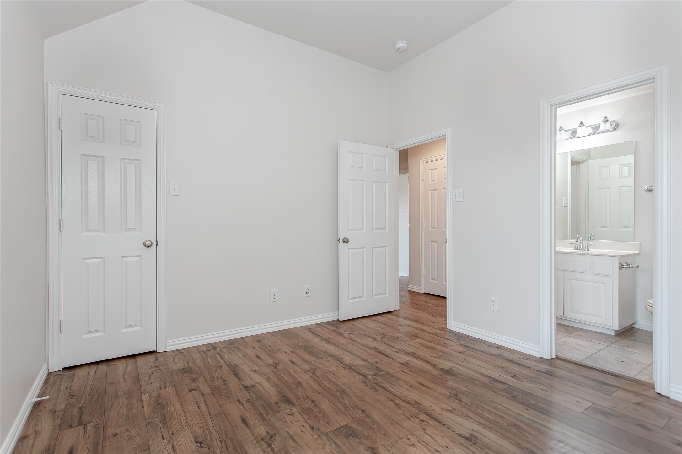 900 Fannin Drive