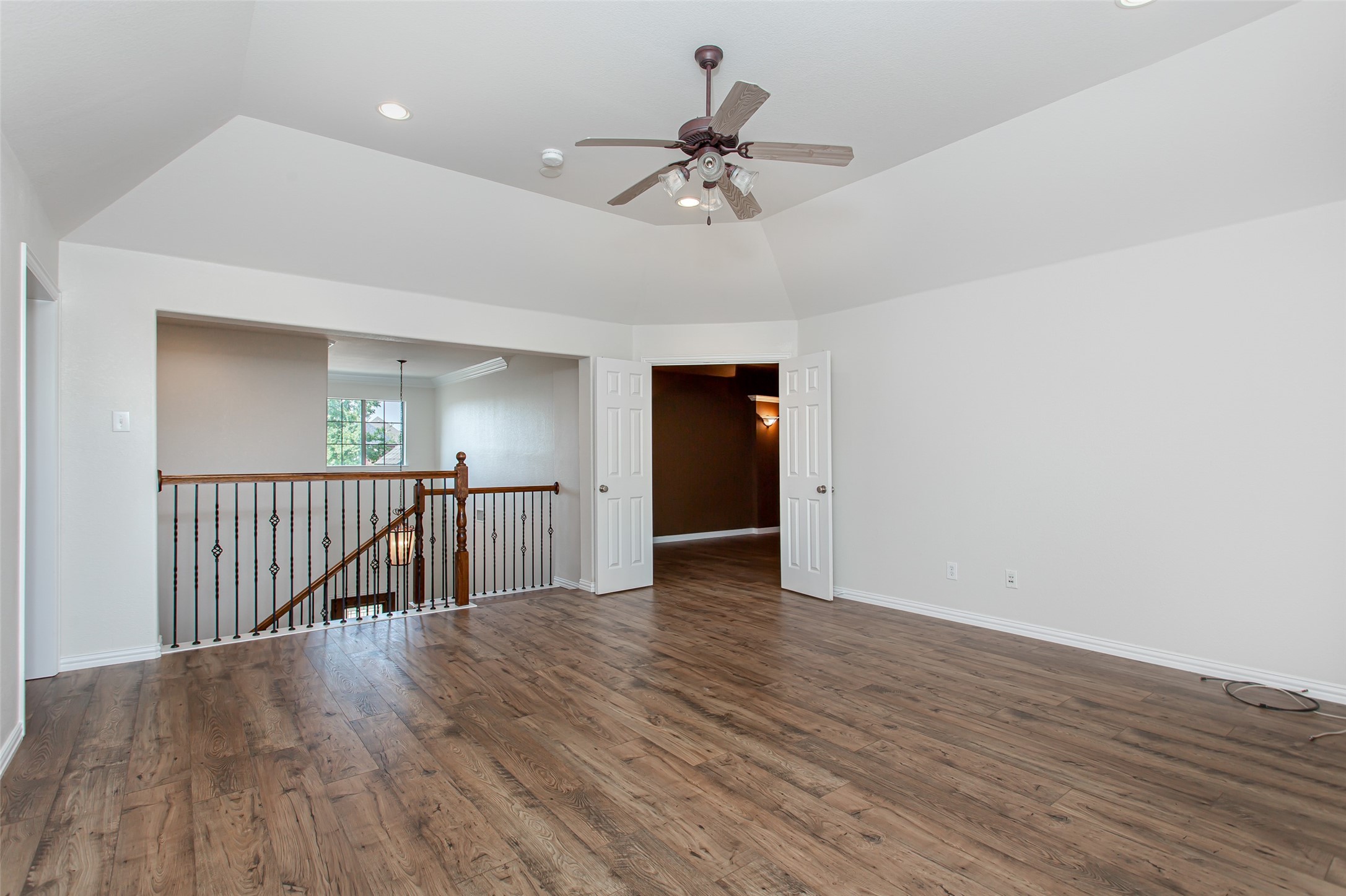 900 Fannin Drive