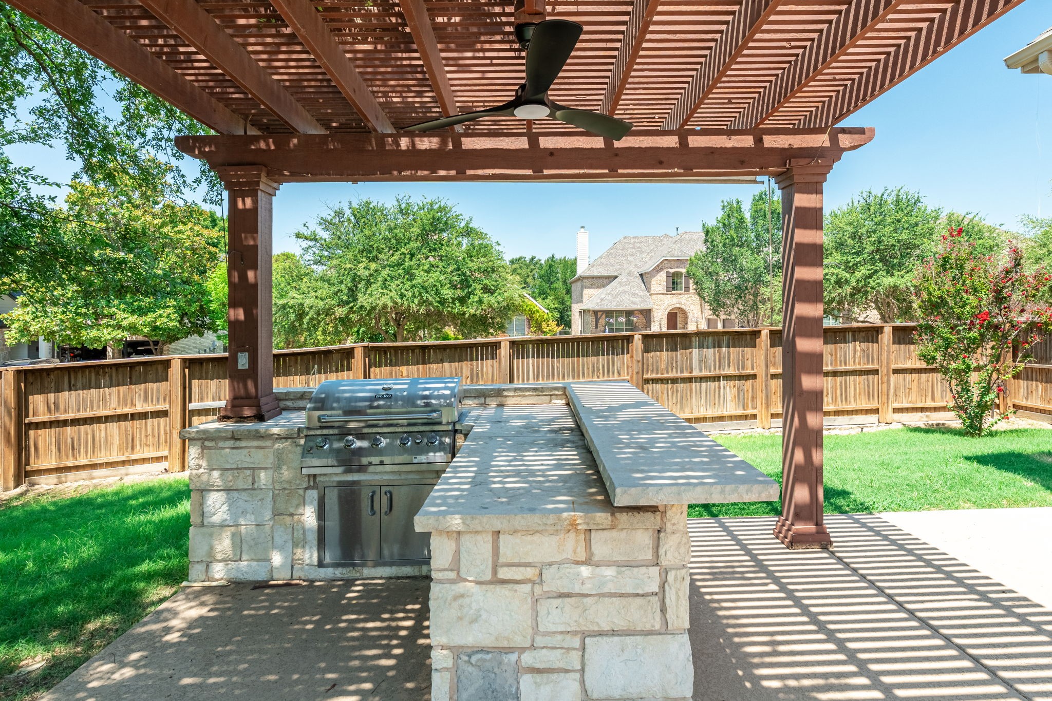 900 Fannin Drive