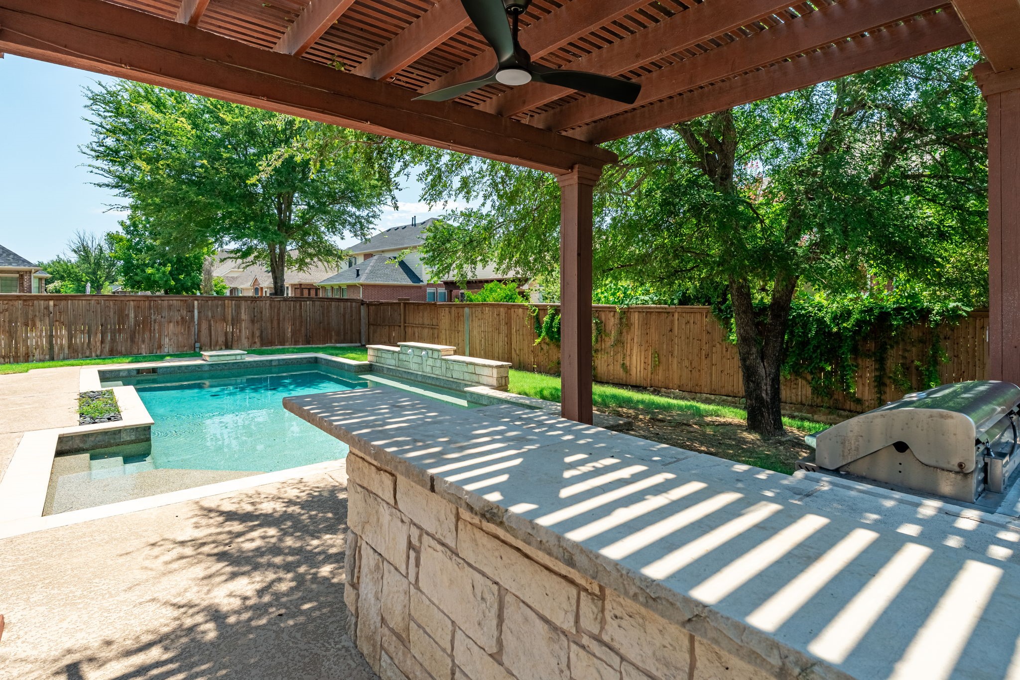 900 Fannin Drive