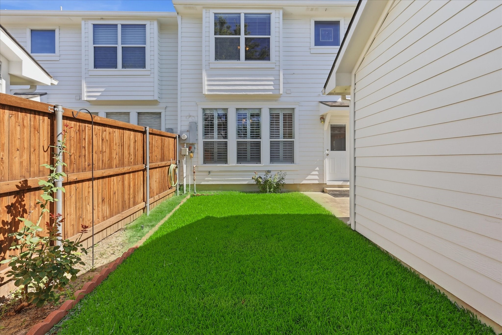 8032 Caladium Drive