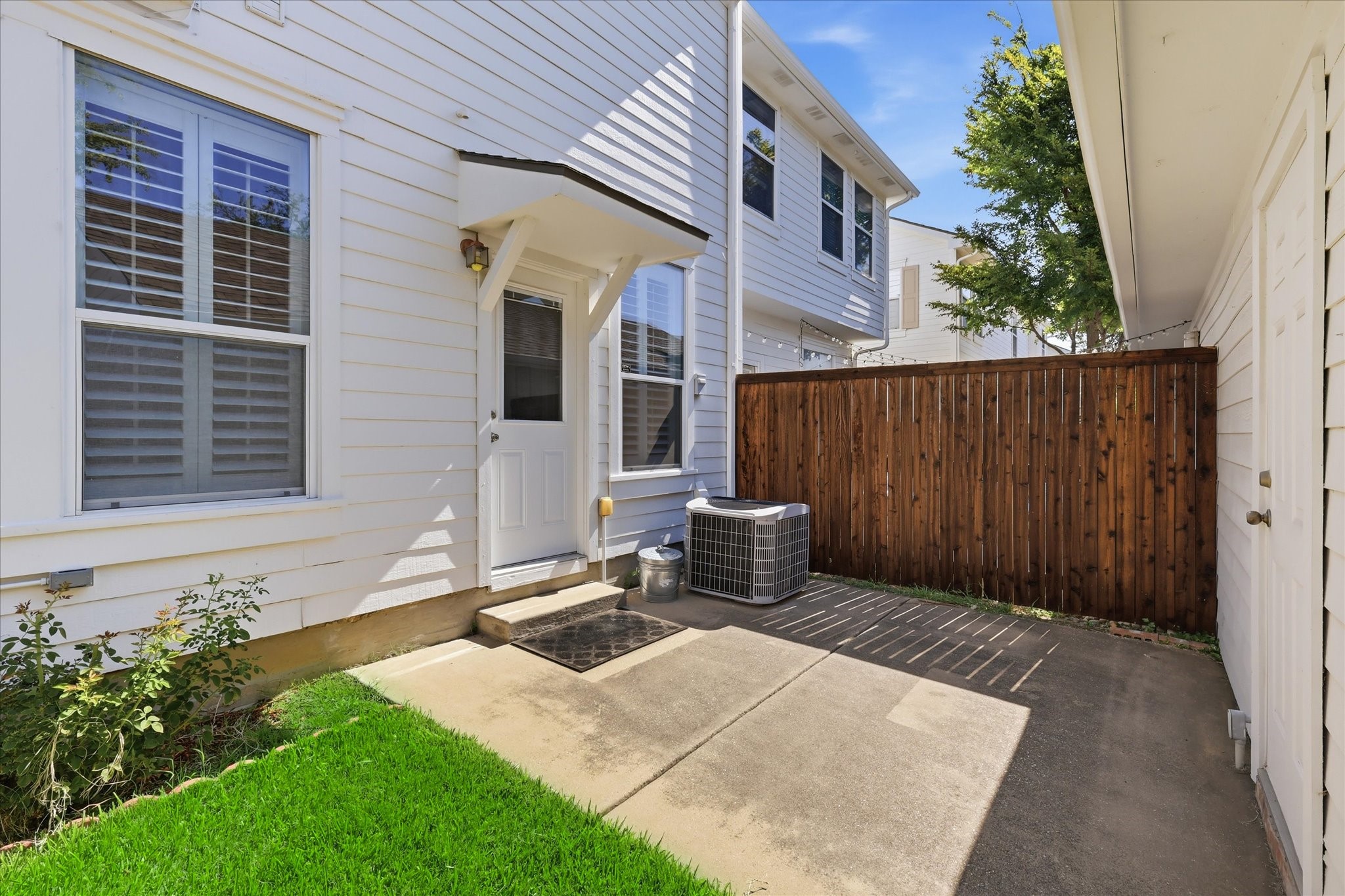 8032 Caladium Drive