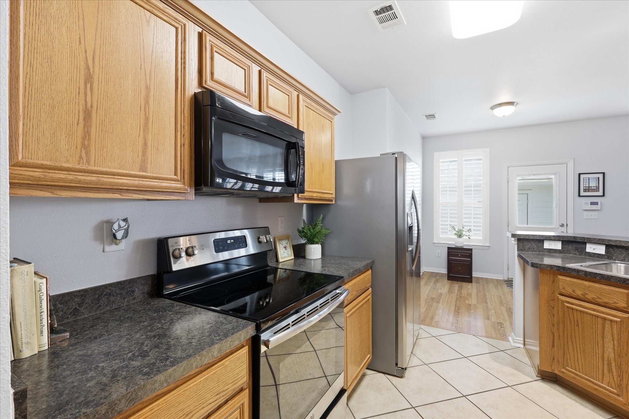 8032 Caladium Drive