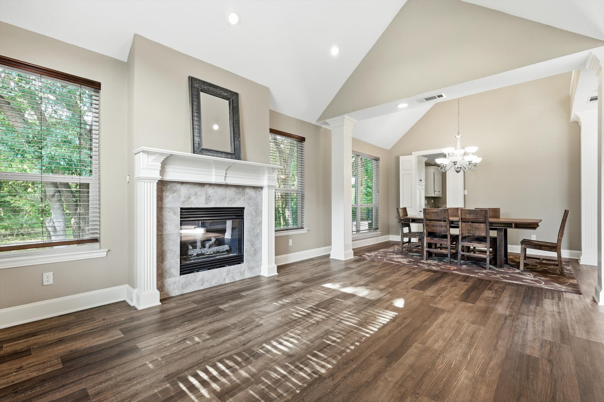 728 Castle Creek Drive