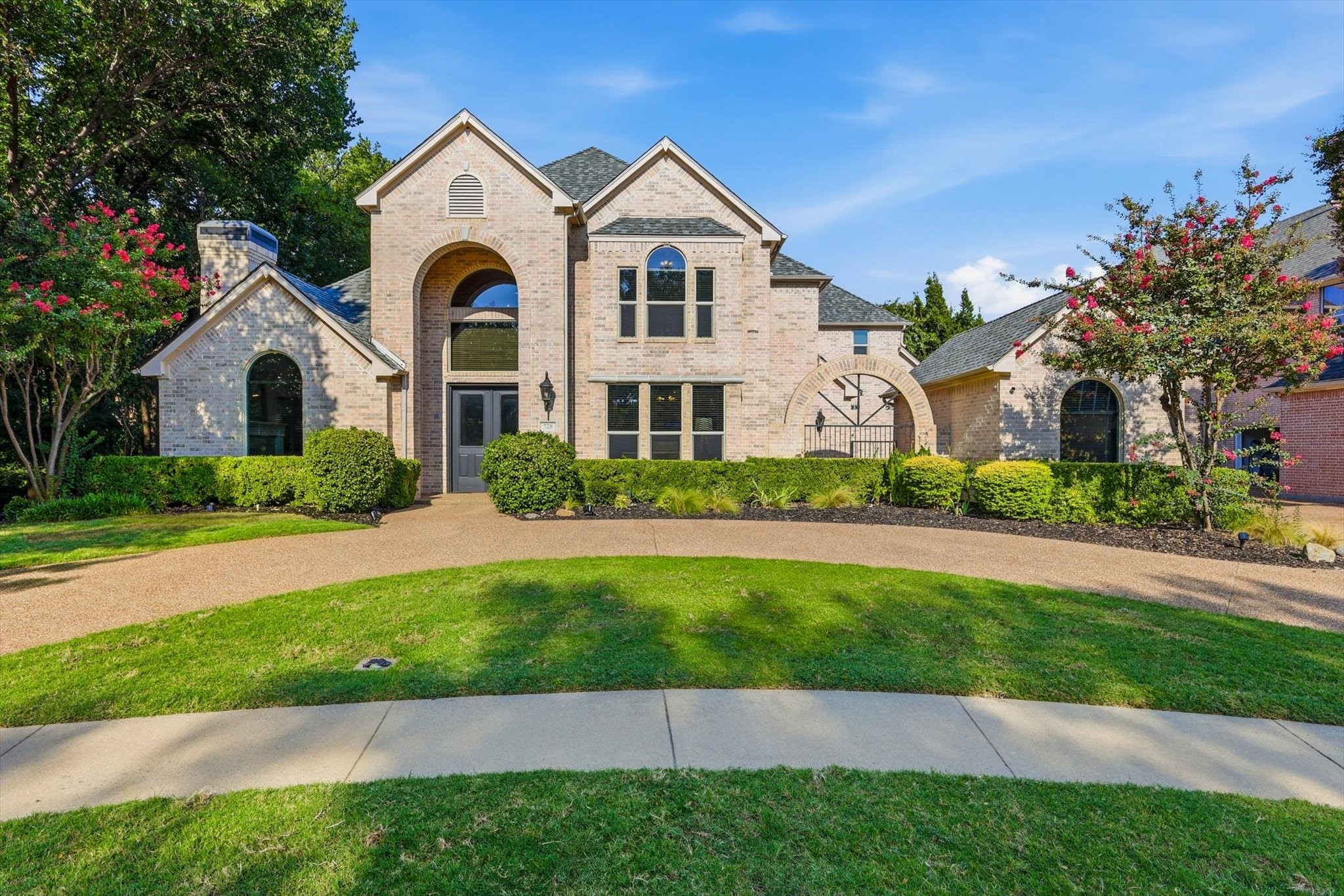 728 Castle Creek Drive