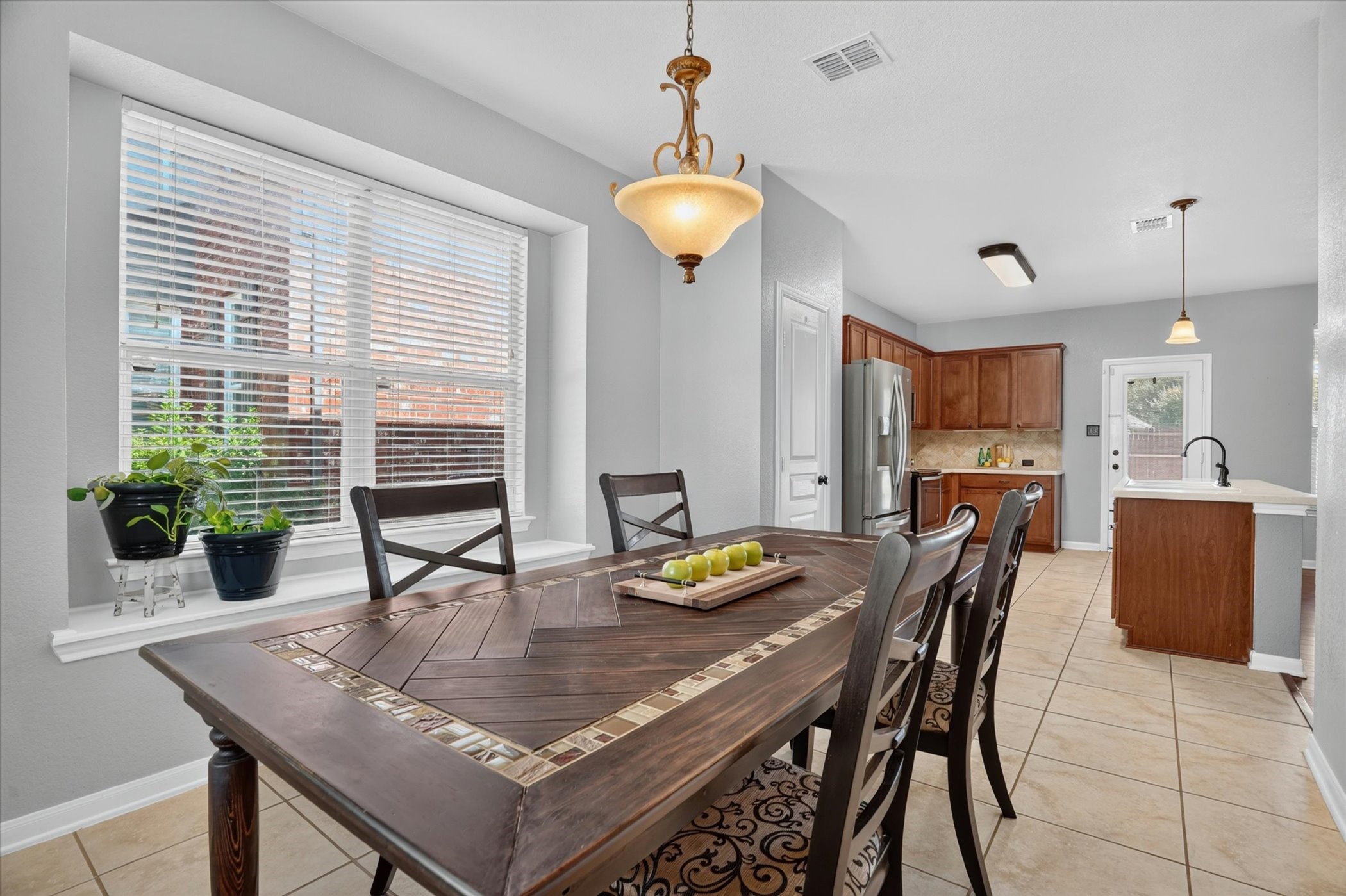 4824 Red Velvet Road