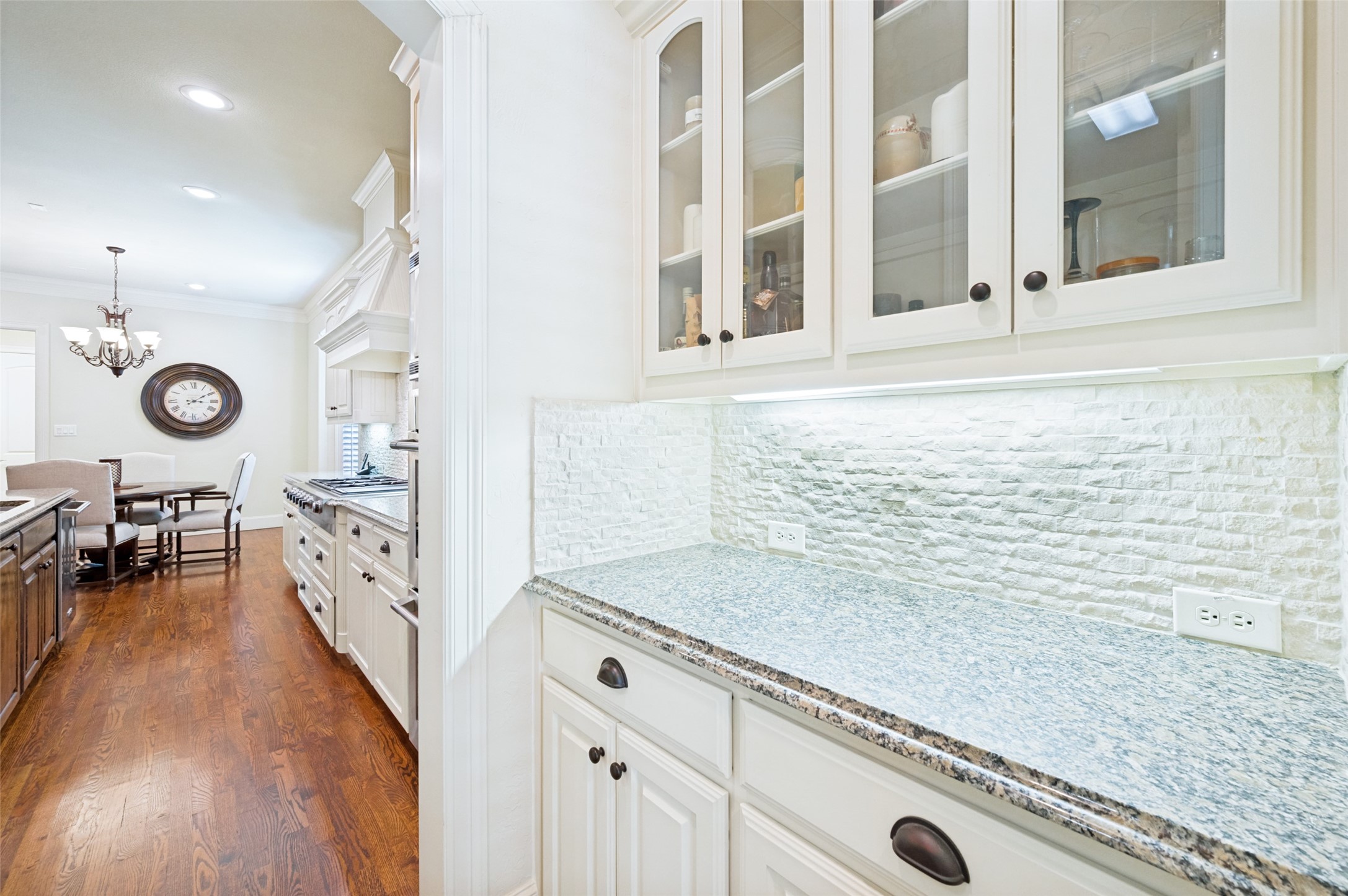 4106 Lively Lane
