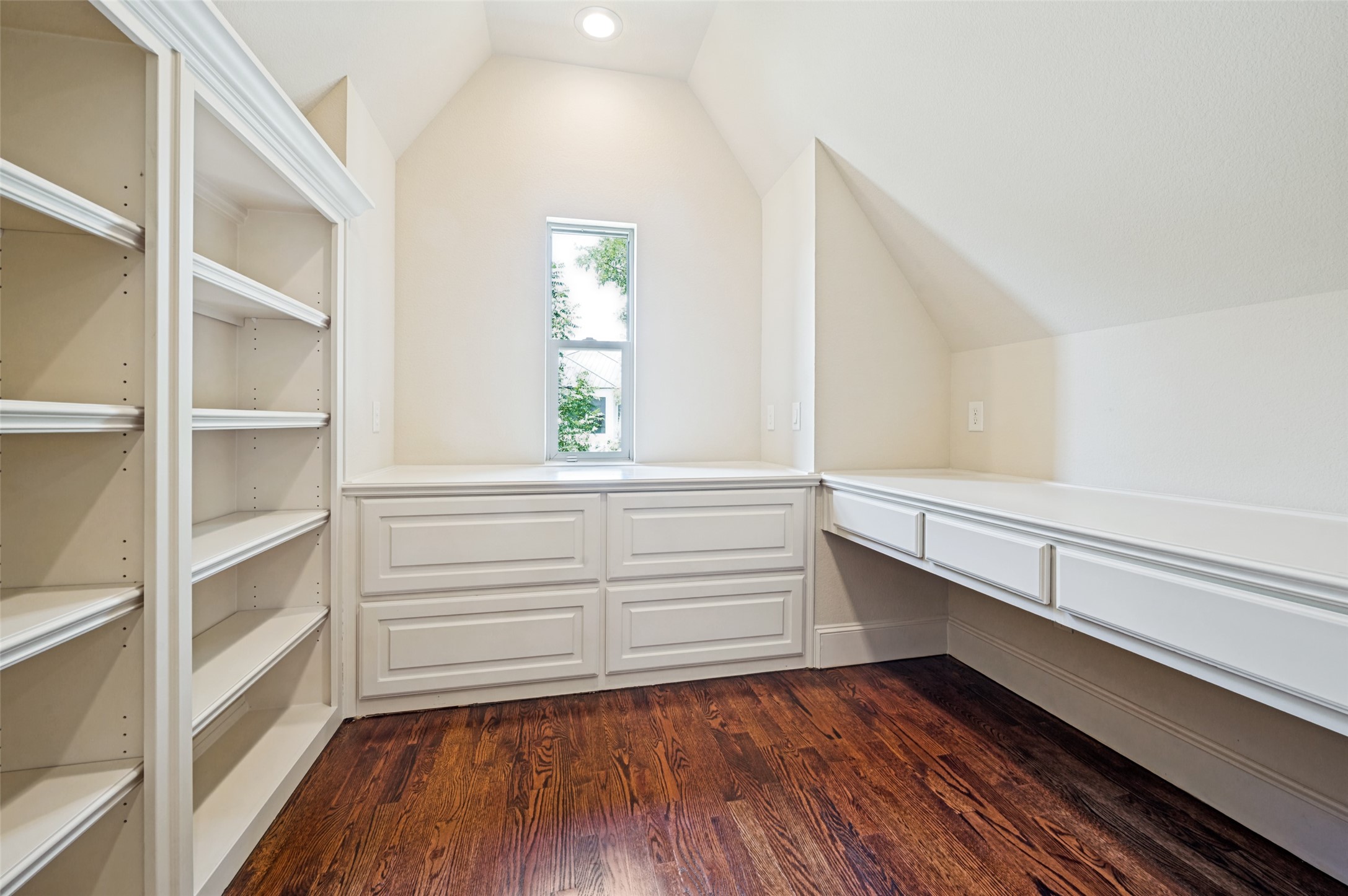 4106 Lively Lane