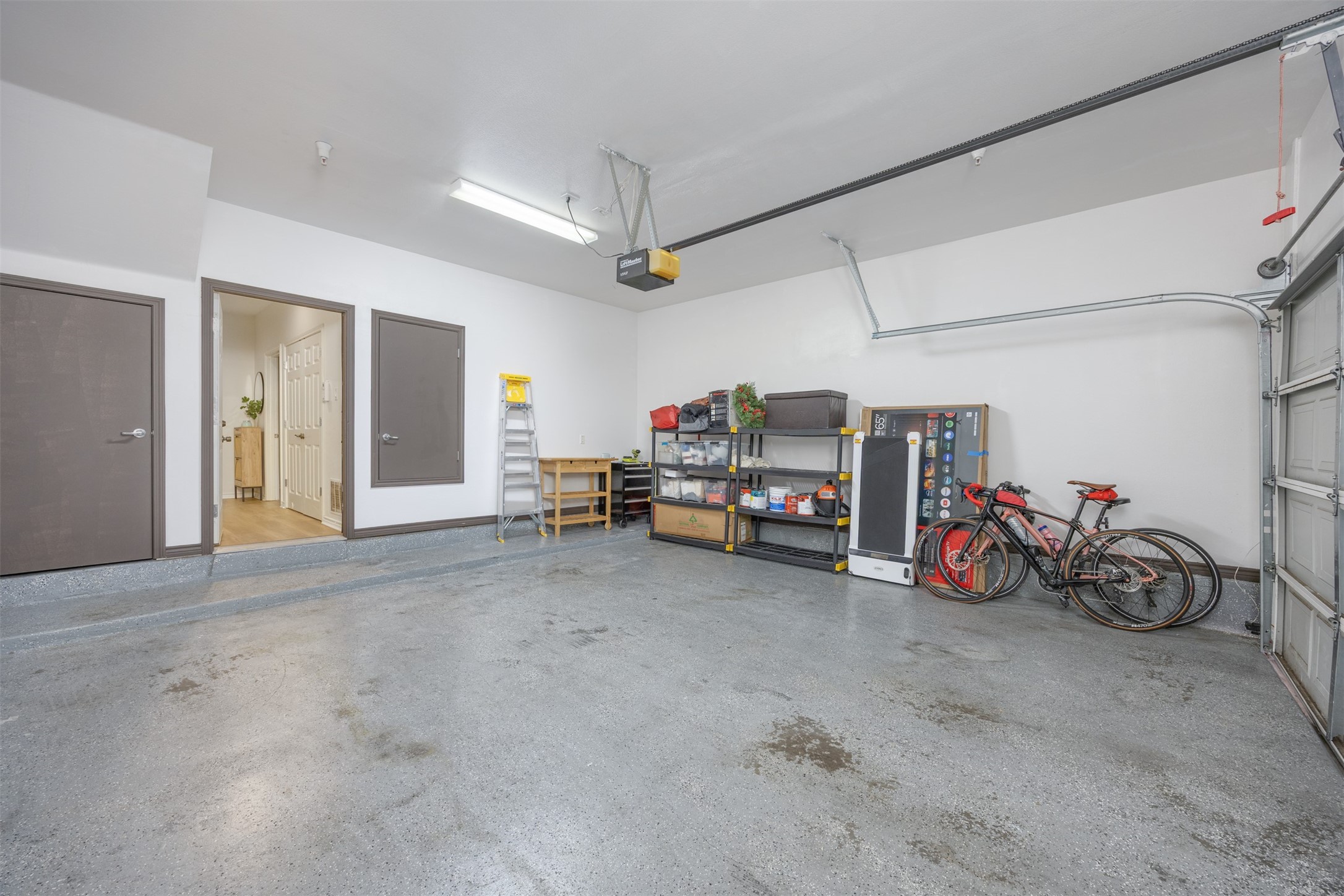4411 Mckinney Avenue 5