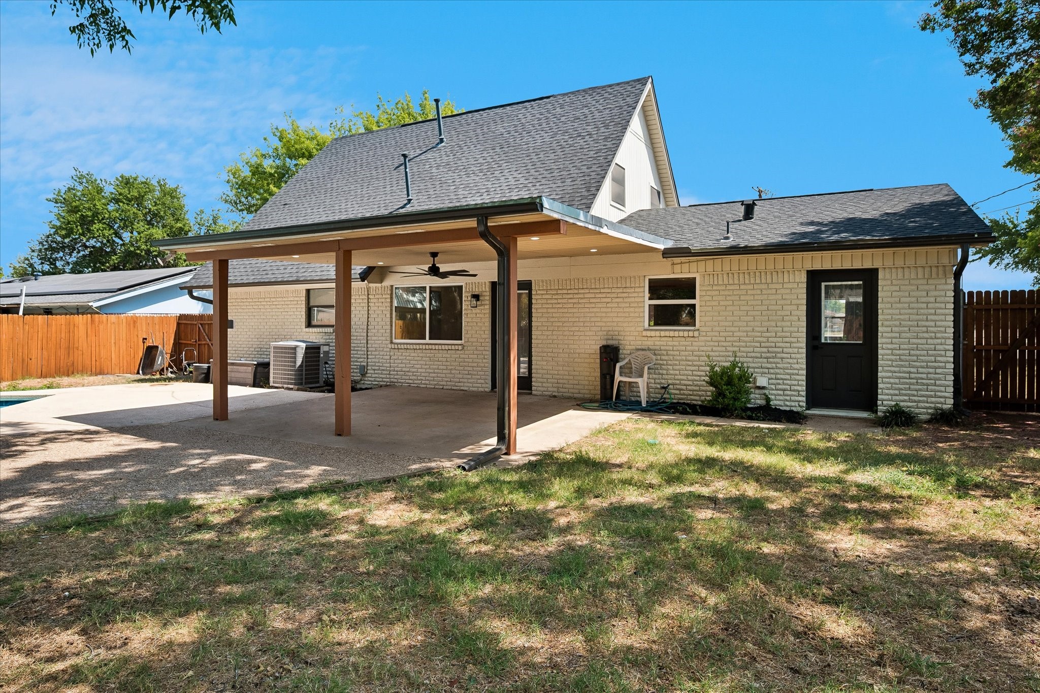 6729 Marilyn Lane