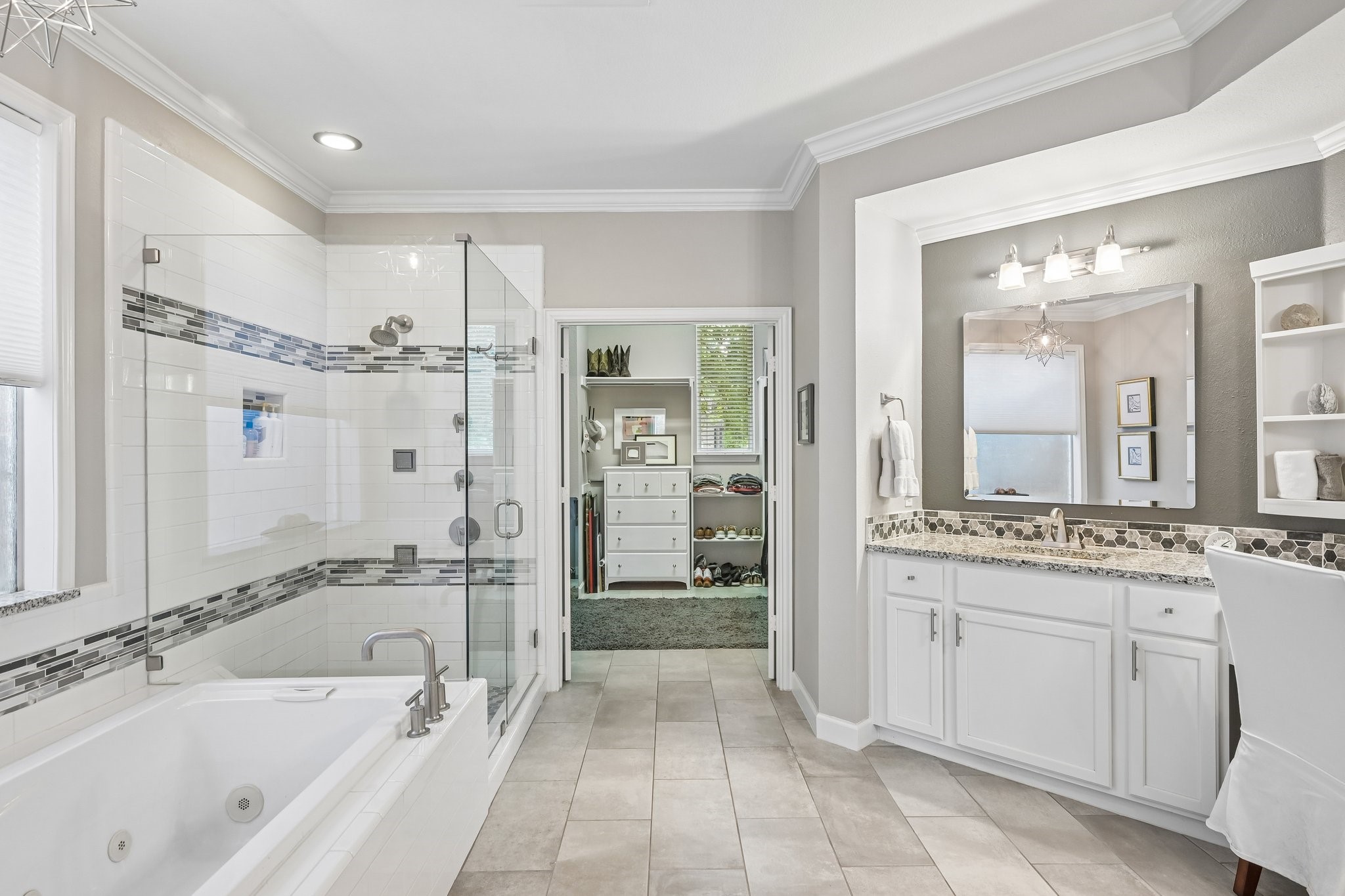 1810 Windsong Circle