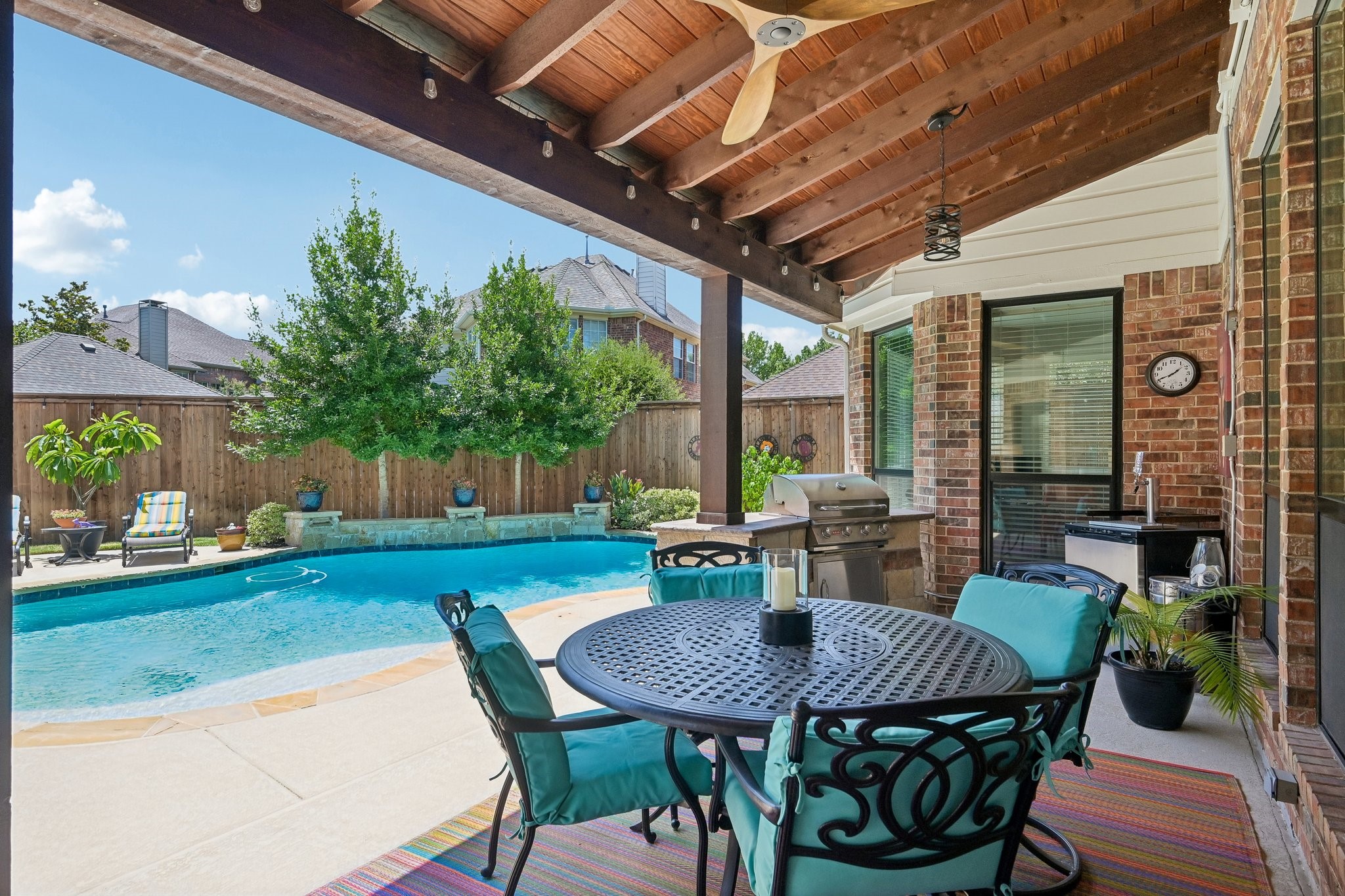 1810 Windsong Circle