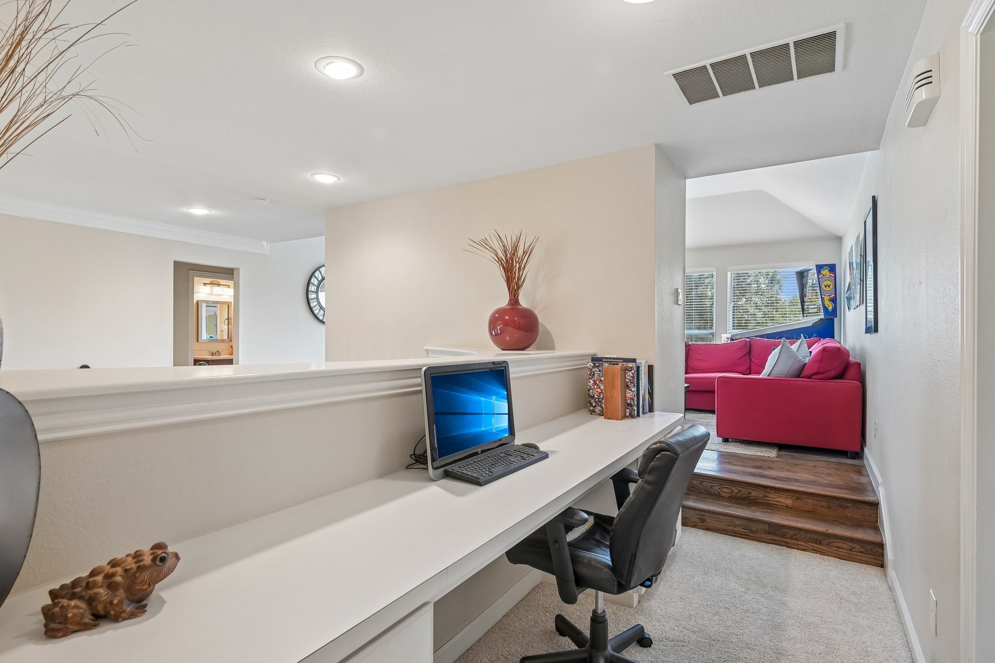 1810 Windsong Circle