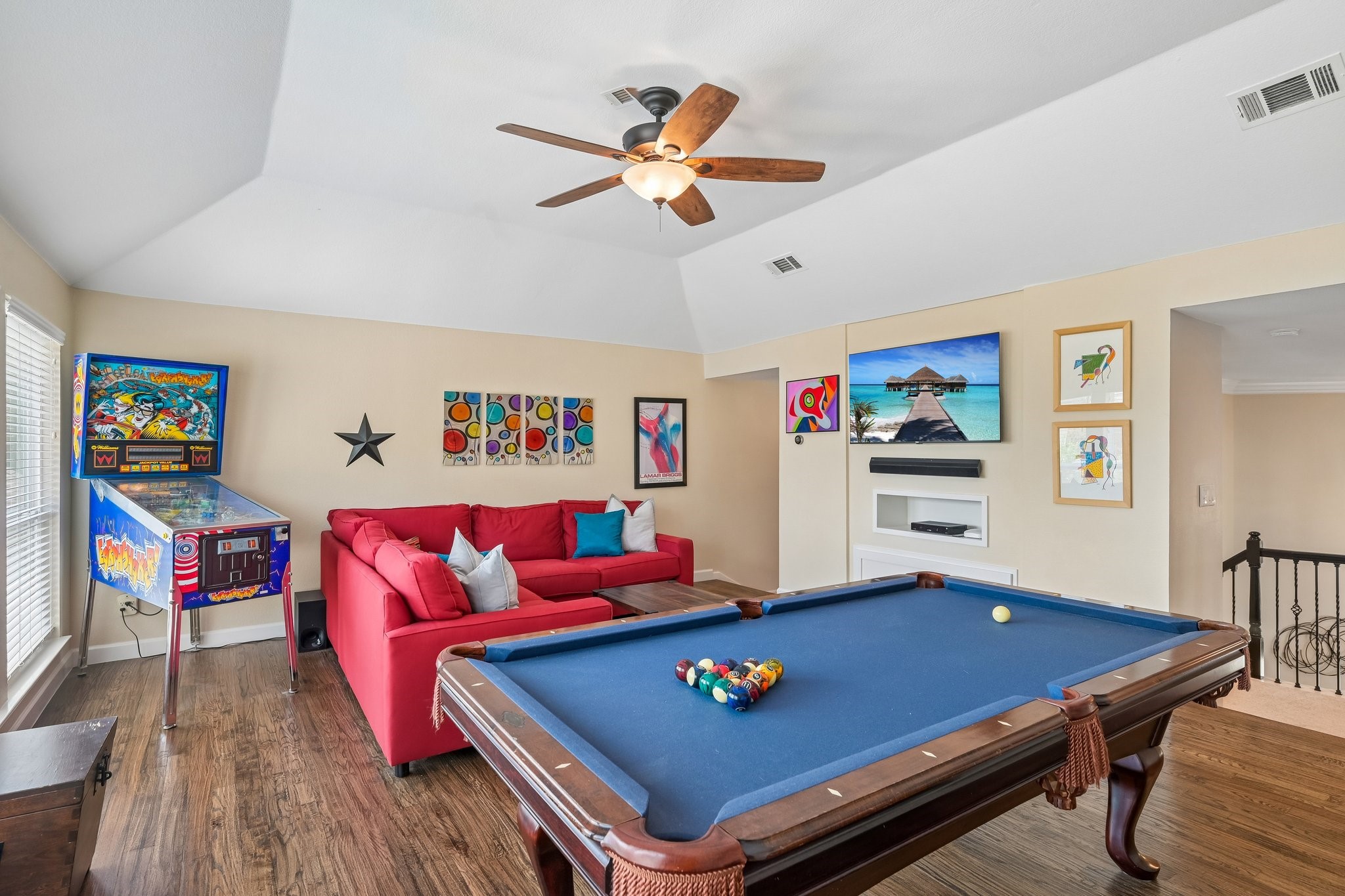 1810 Windsong Circle