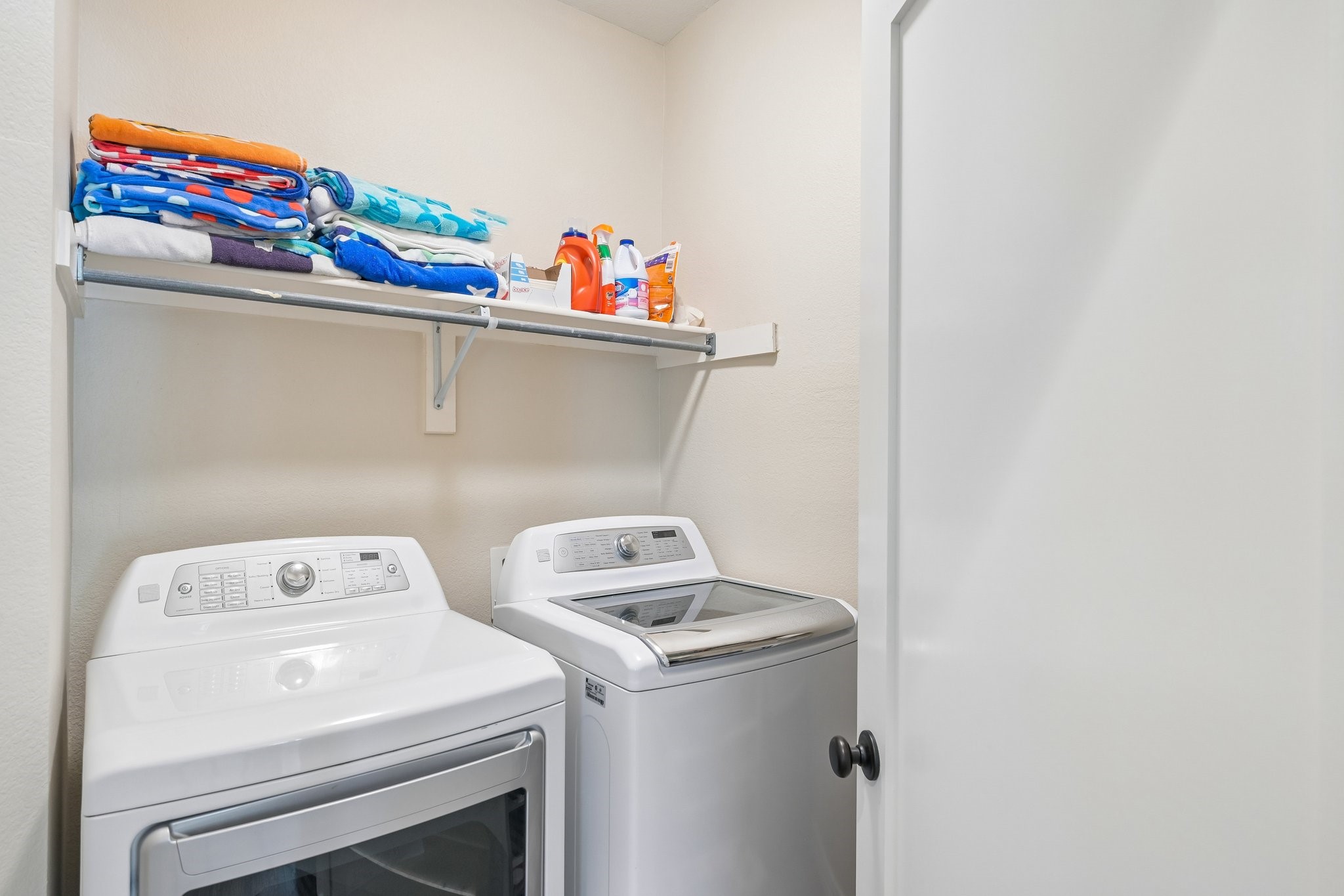 1810 Windsong Circle