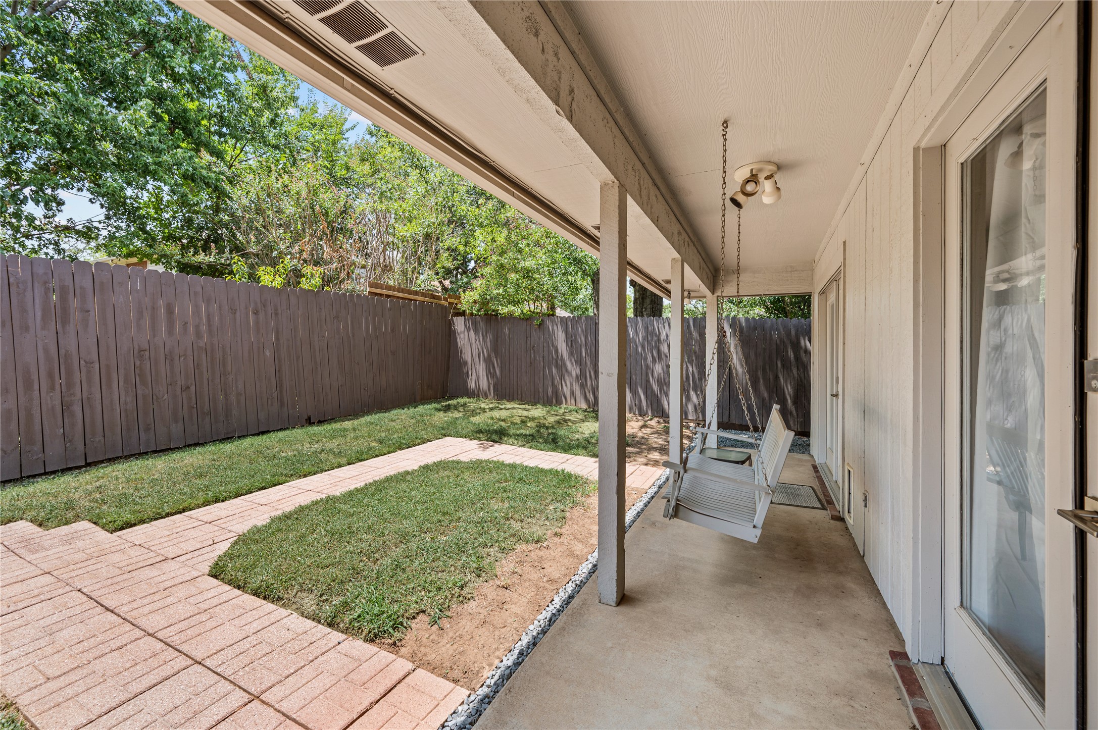 1521 Briarcrest Drive