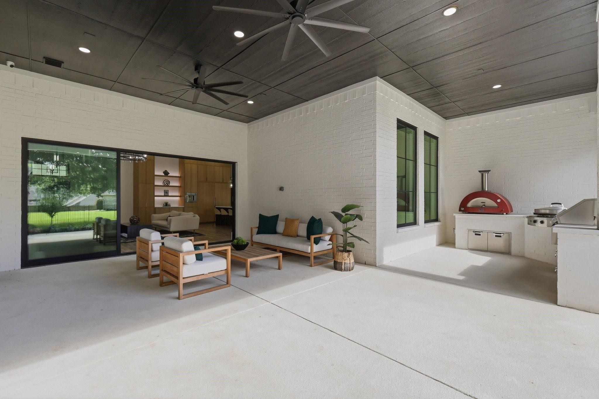 4500 Saddlewood Drive