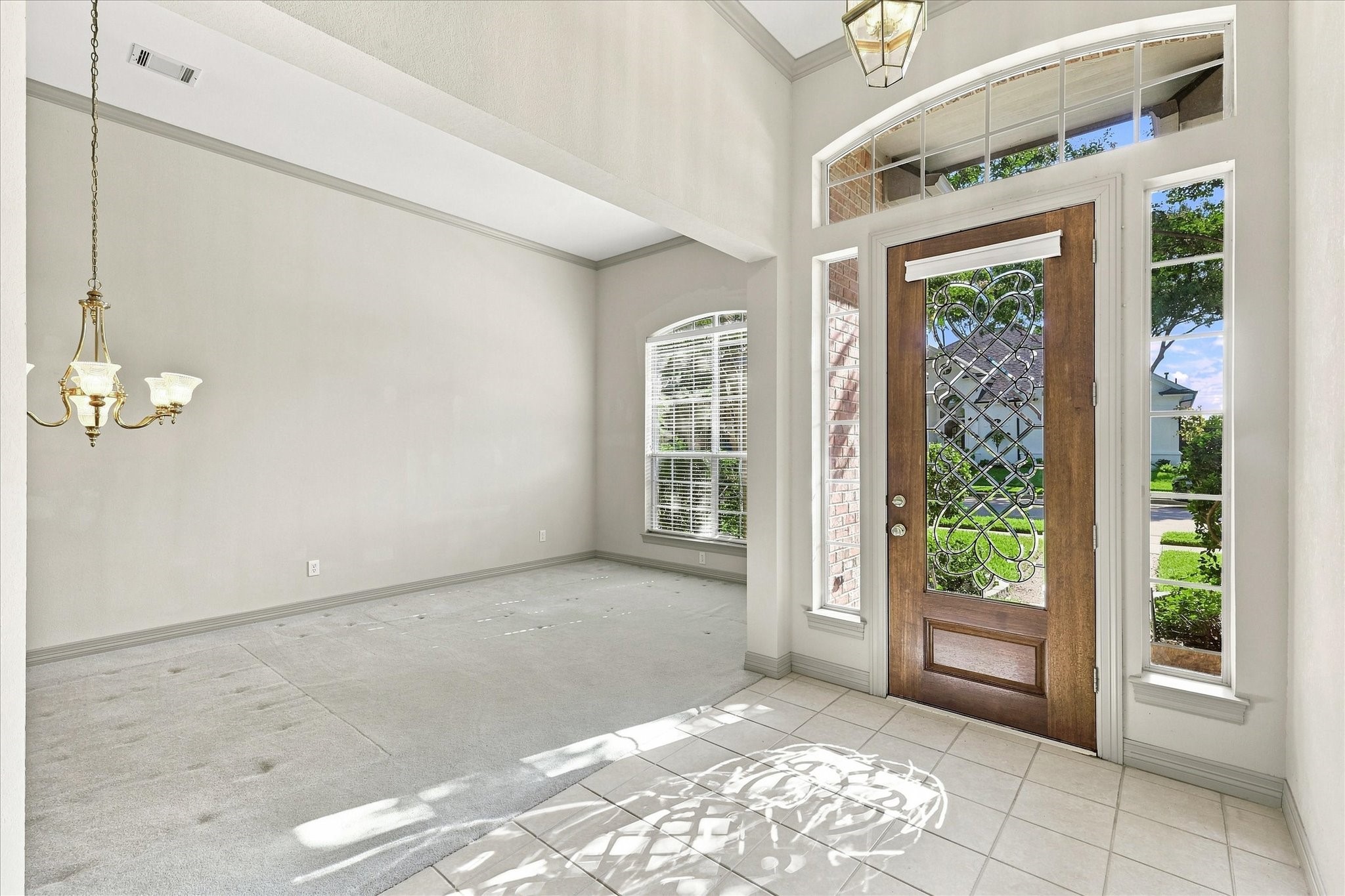 2240 Bedford Circle