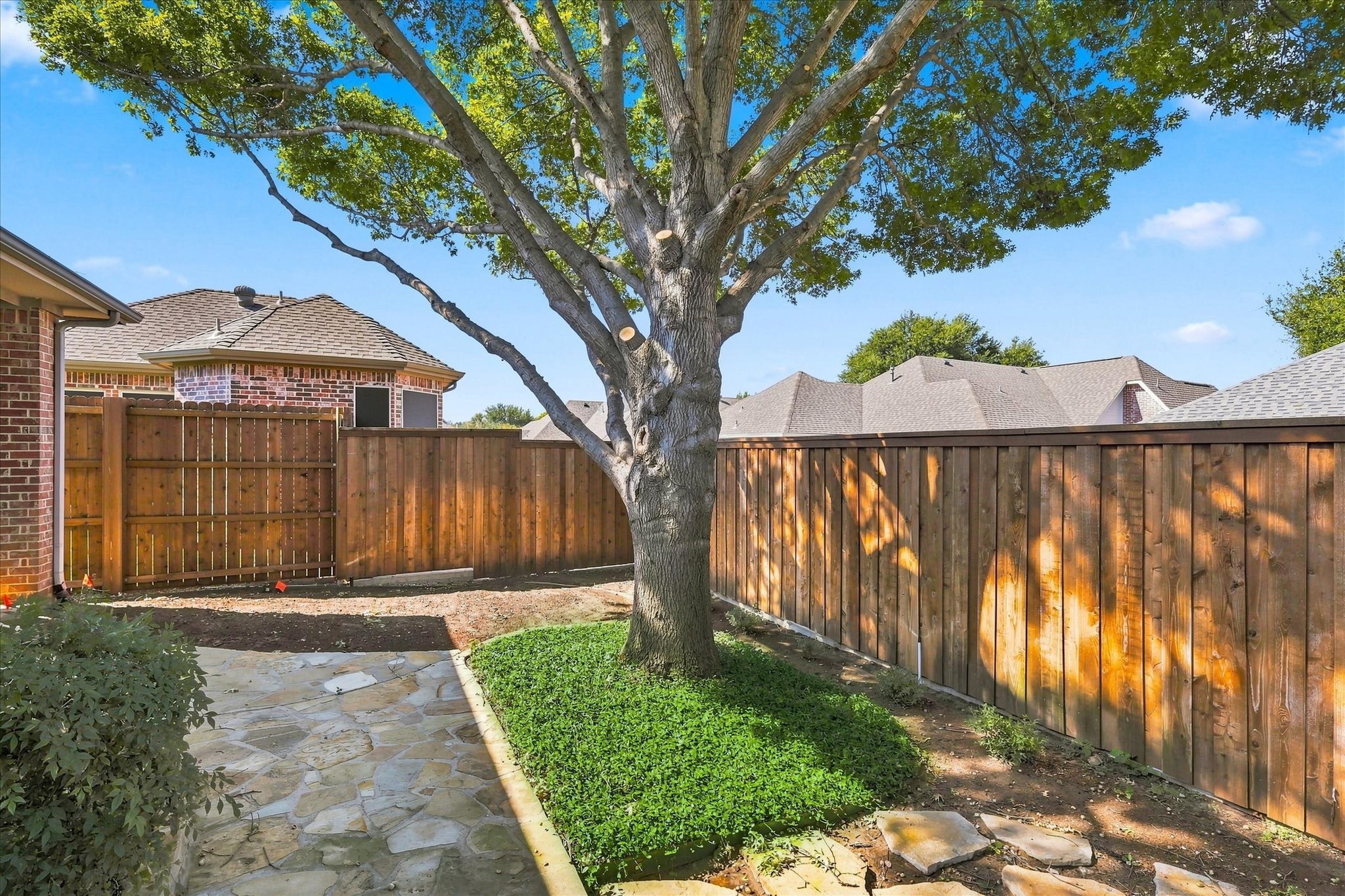 2240 Bedford Circle