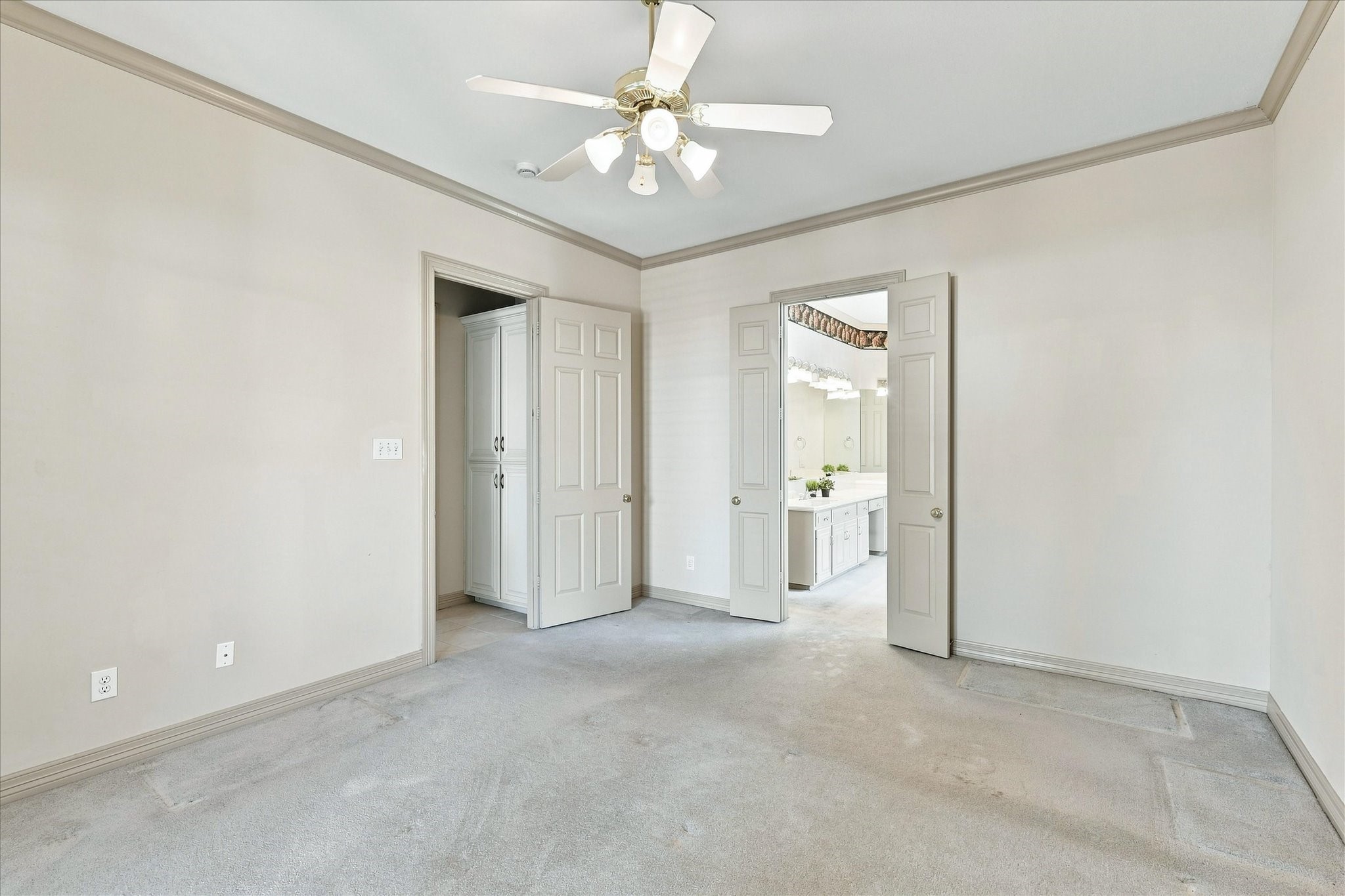 2240 Bedford Circle