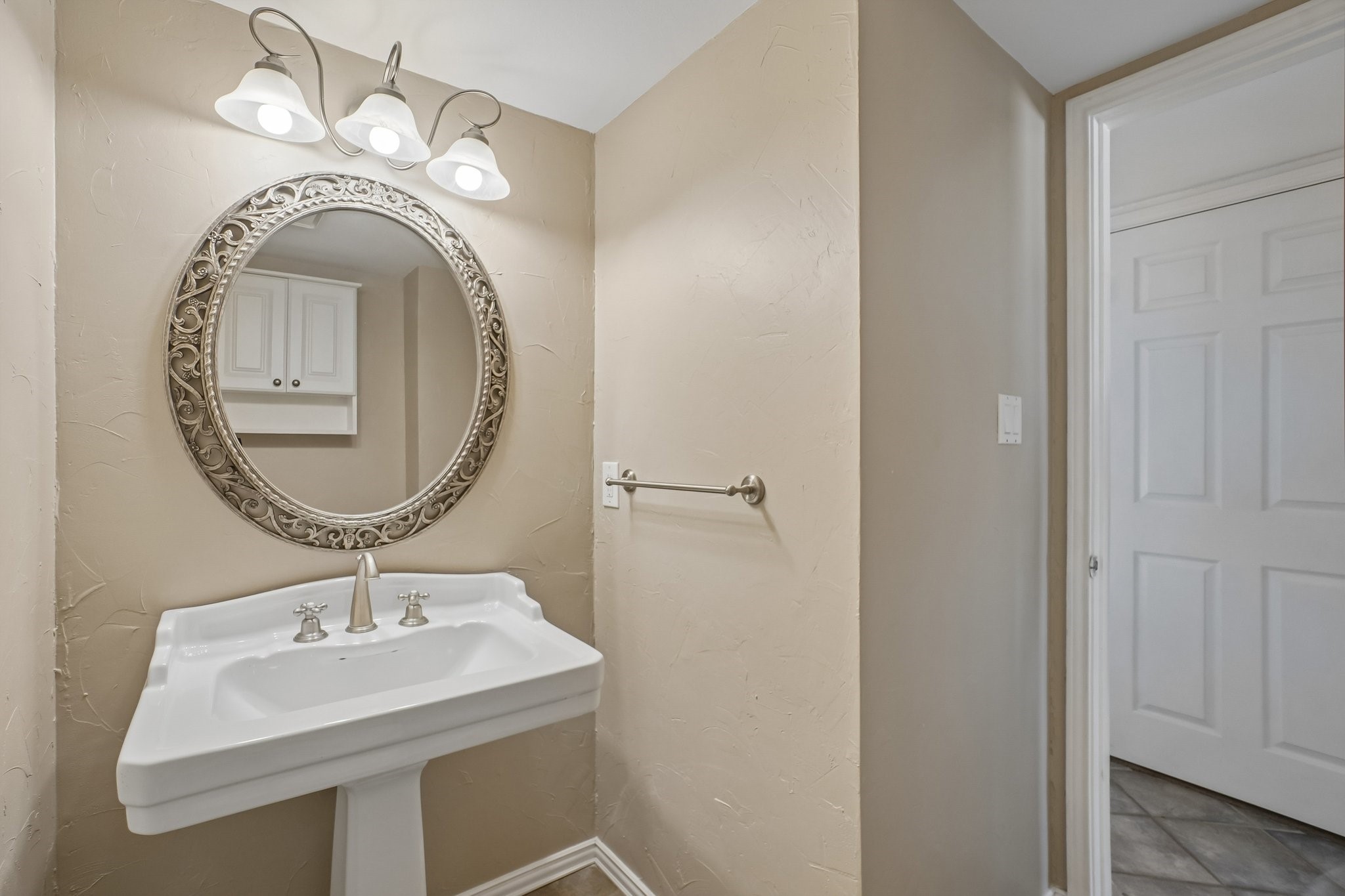 3231 Summerfield Drive