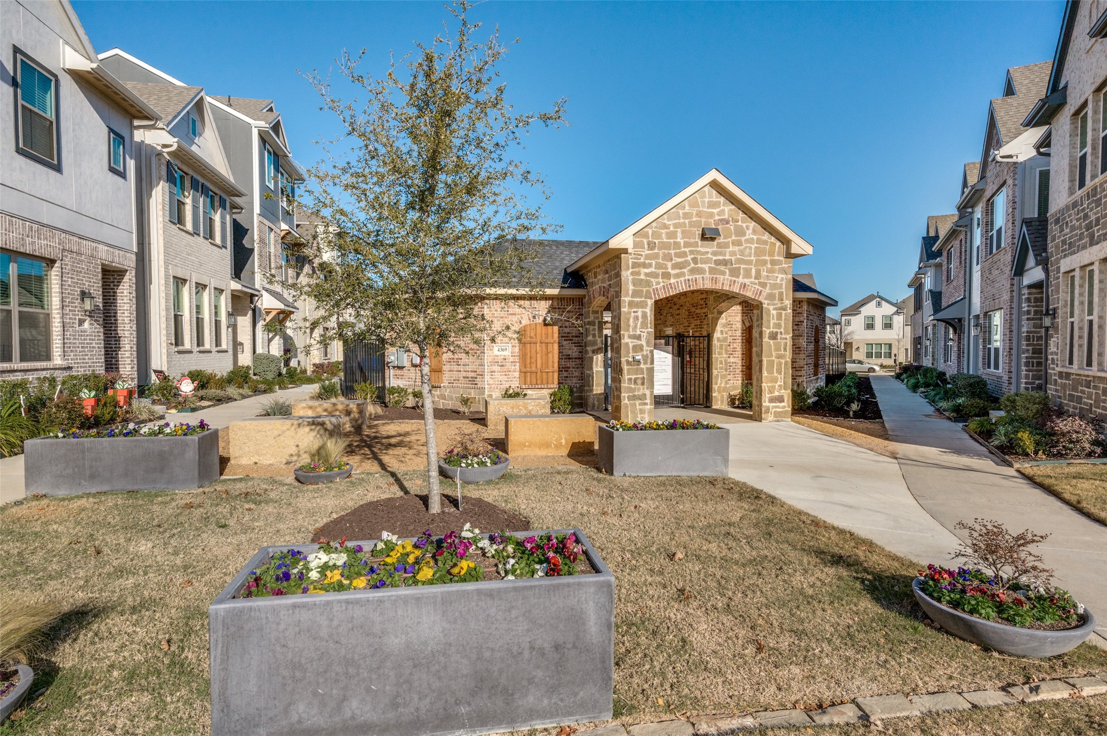 7520 Denny Drive