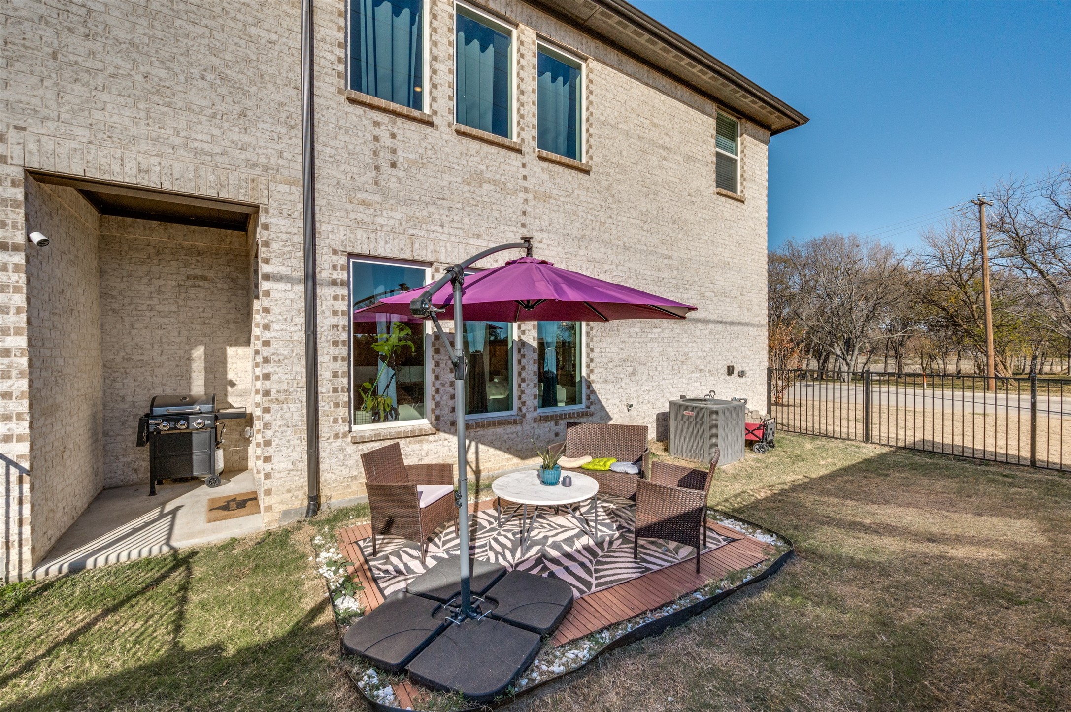 7520 Denny Drive