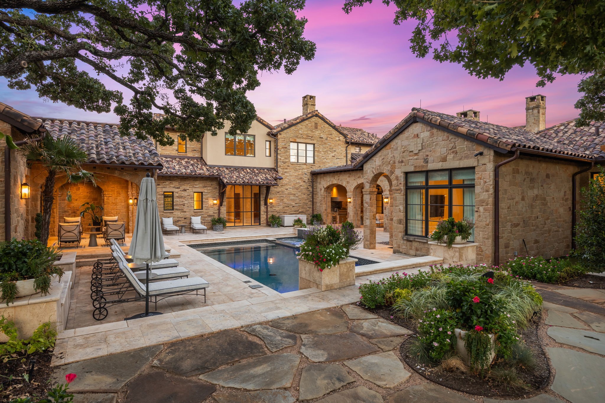 1208 Perdenalas Trail