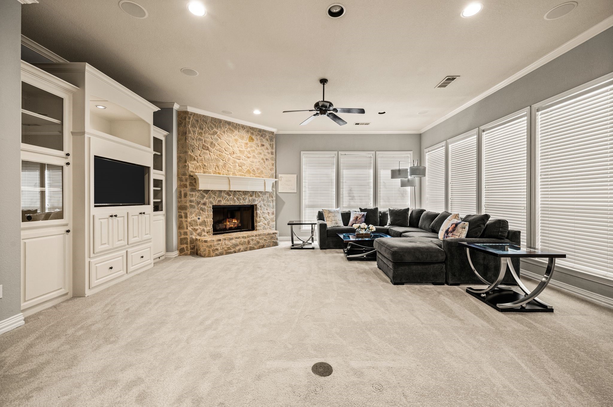 533 Round Hollow Lane
