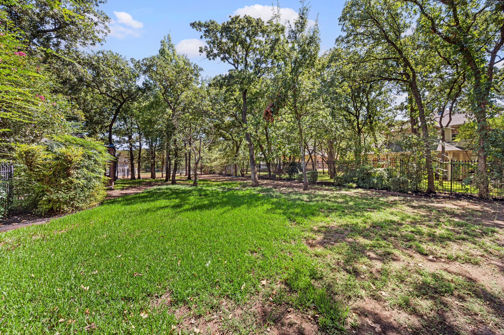 533 Round Hollow Lane
