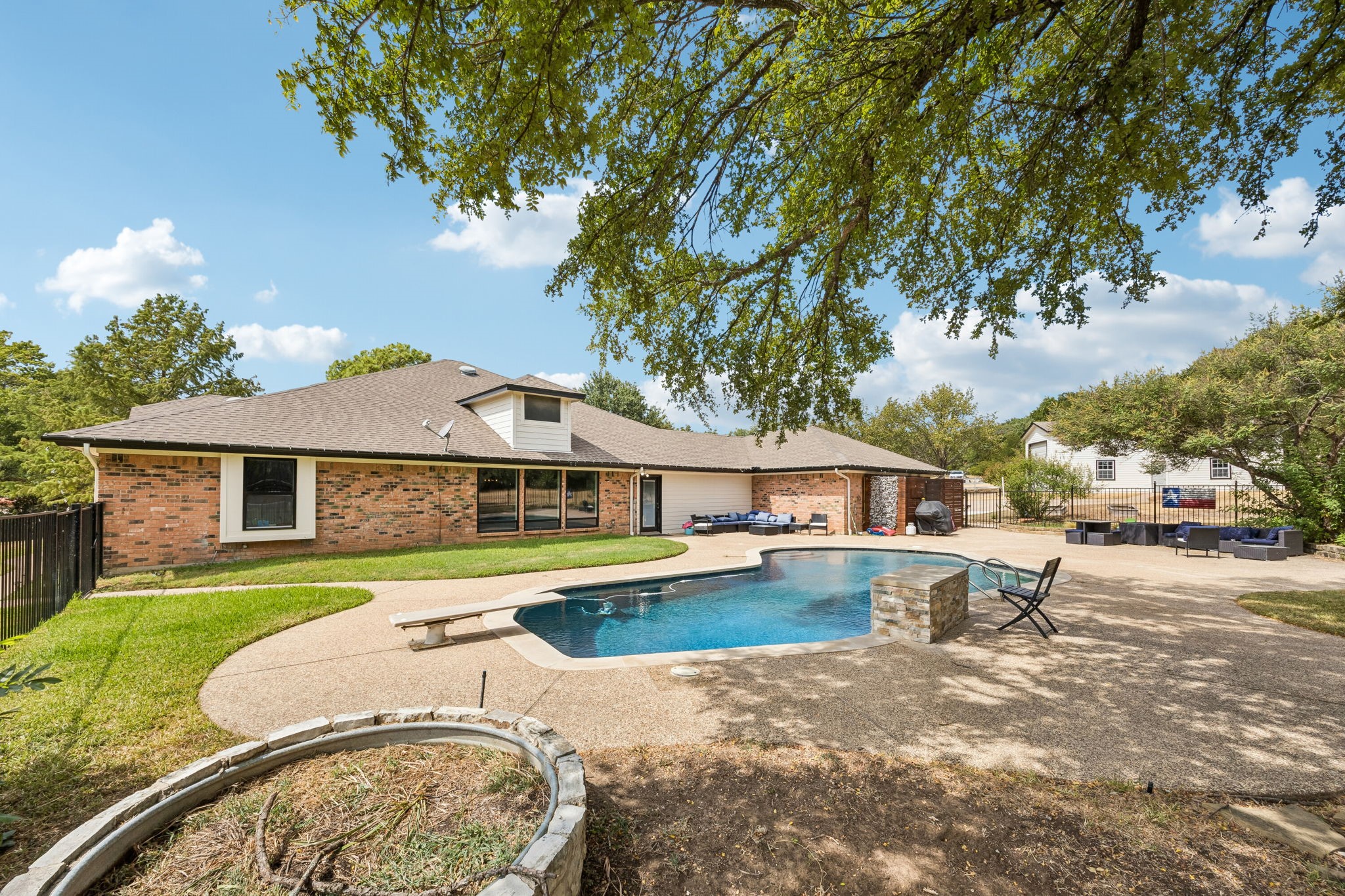455 Love Henry Court