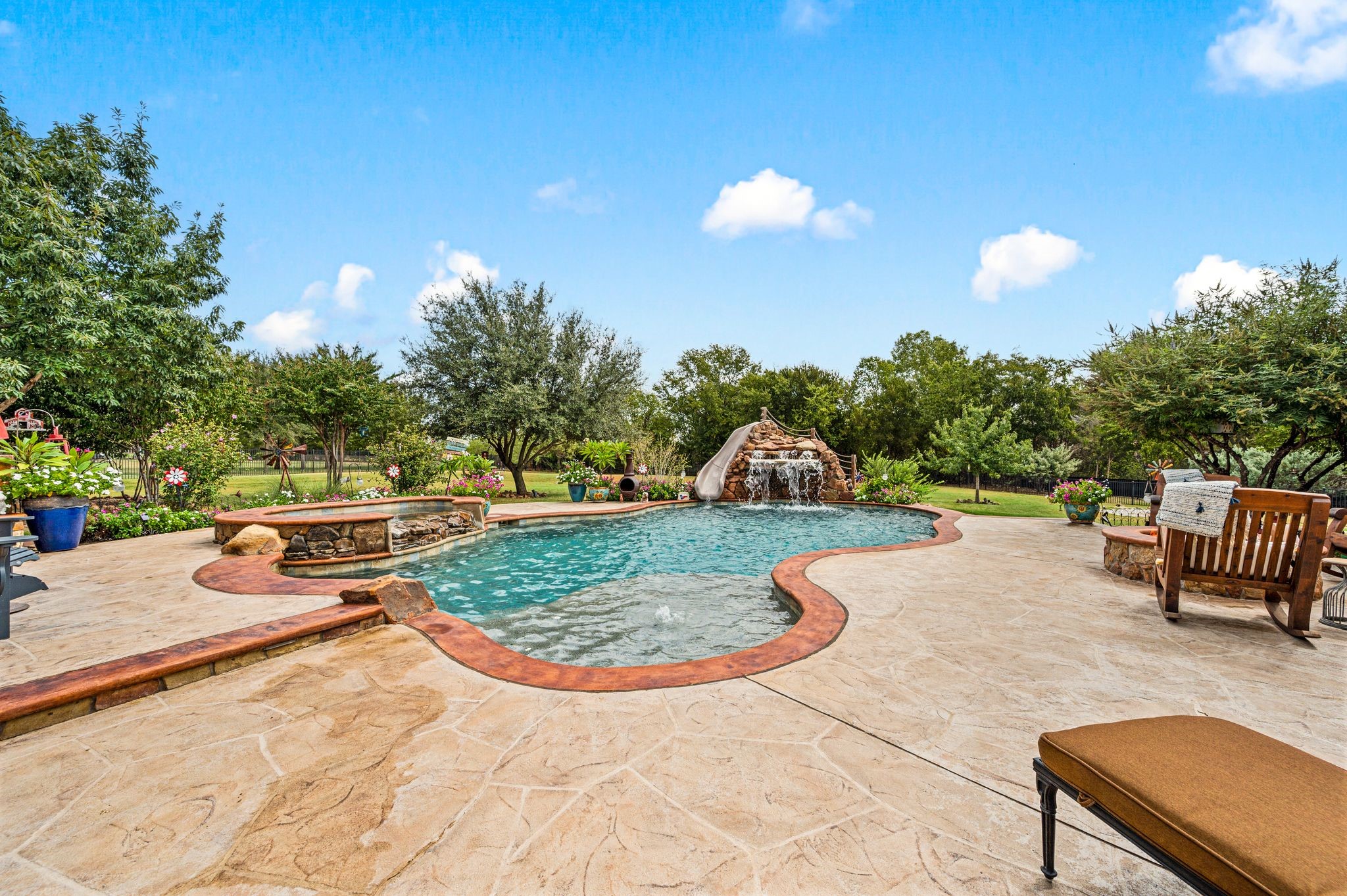 2890 Forest Hill Drive