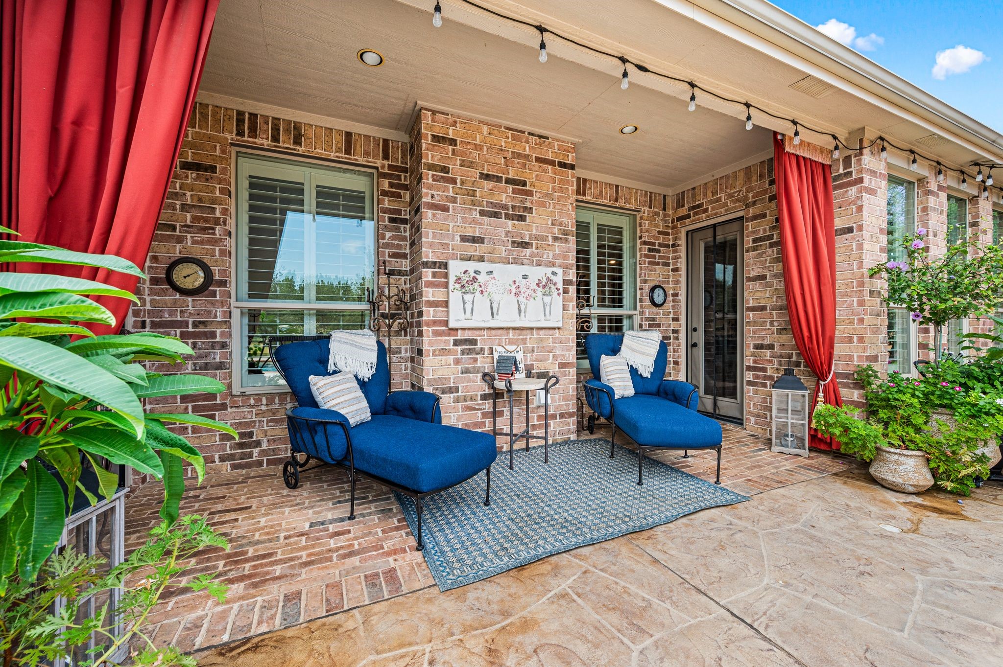 2890 Forest Hill Drive