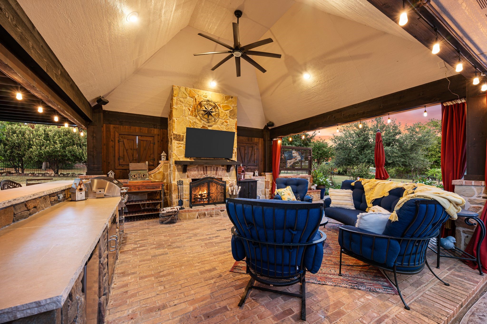 2890 Forest Hill Drive