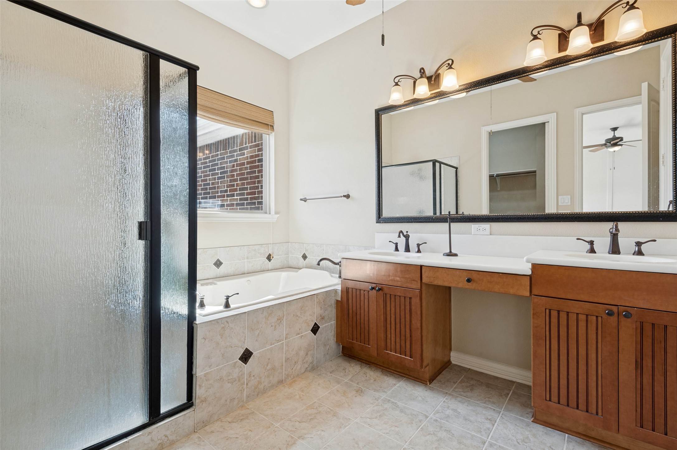 2225 Cameron Crossing