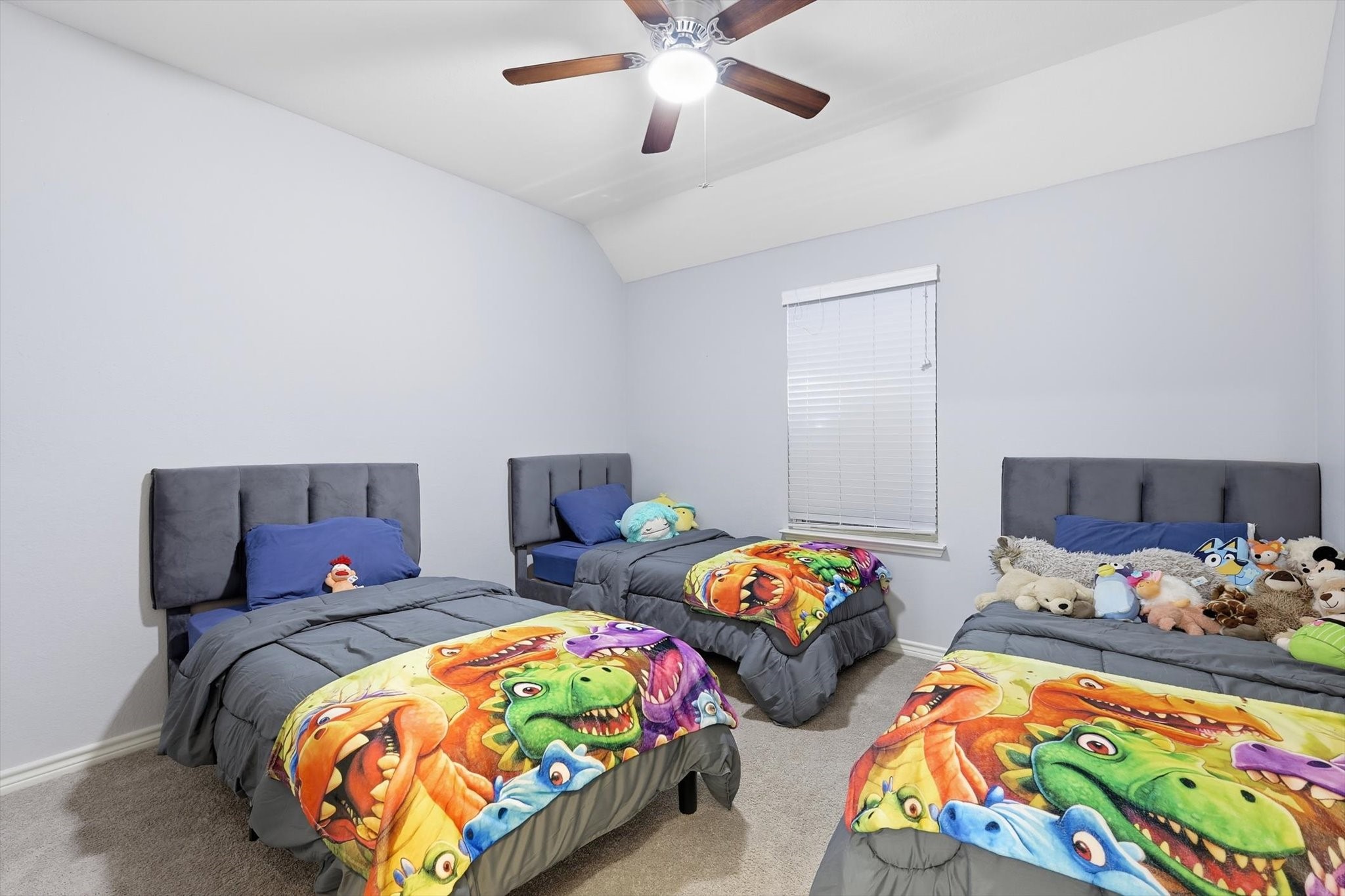 1316 Realoaks Drive