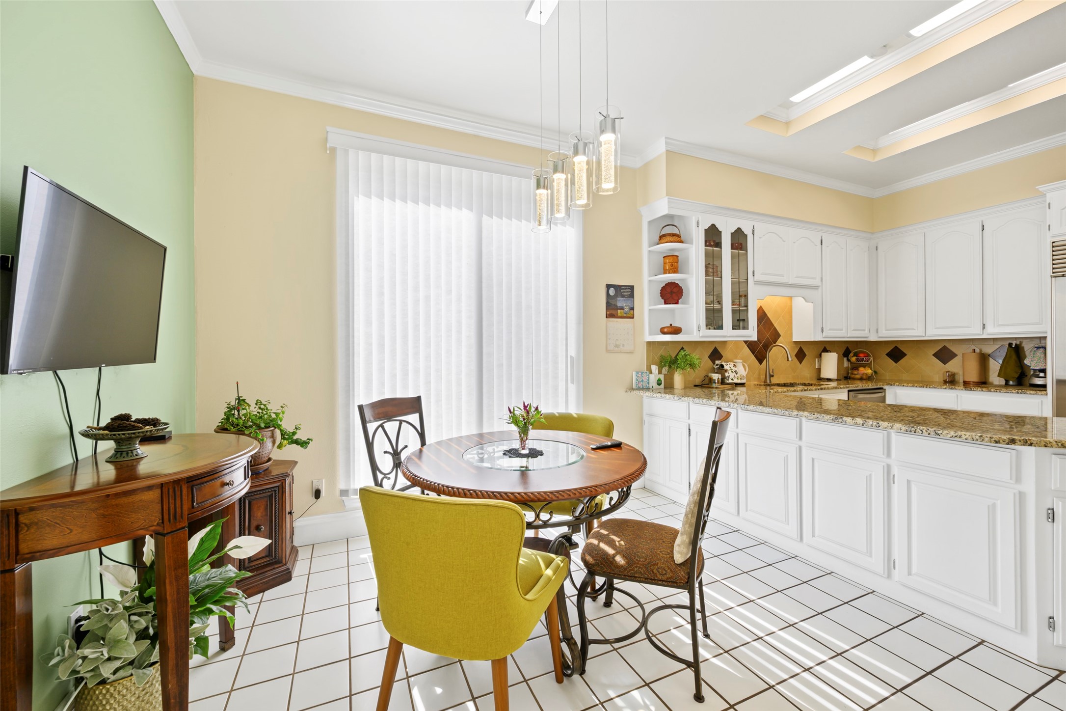 8404 Sunset Cove Drive