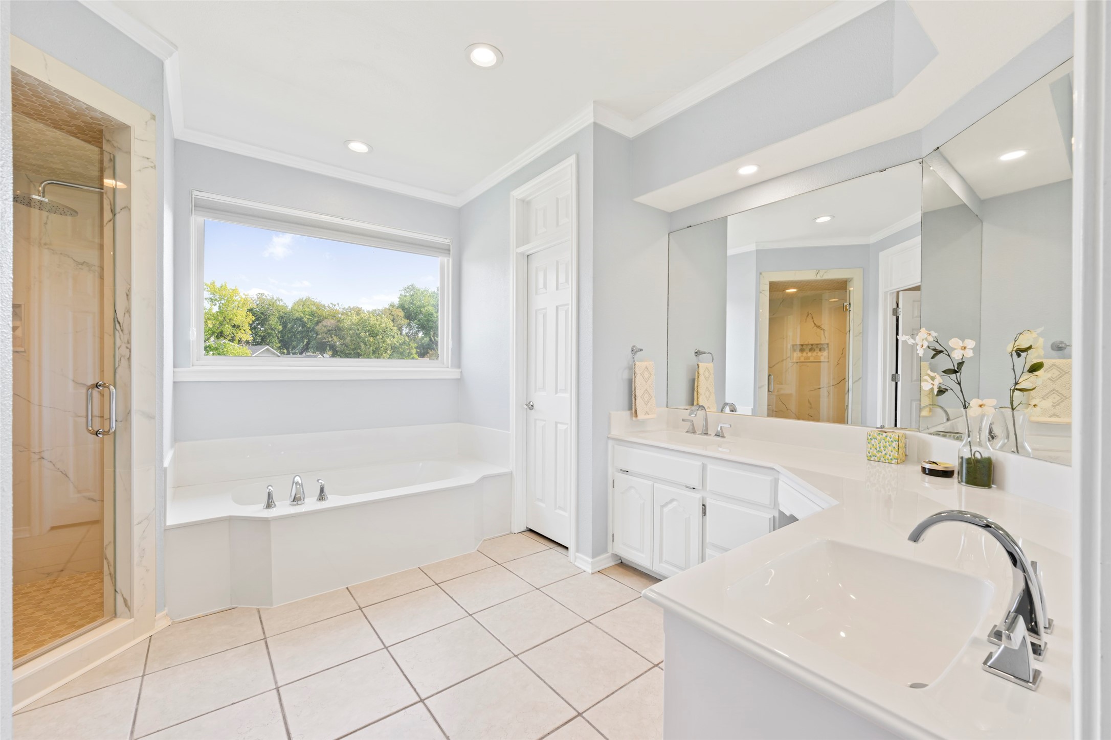 8404 Sunset Cove Drive