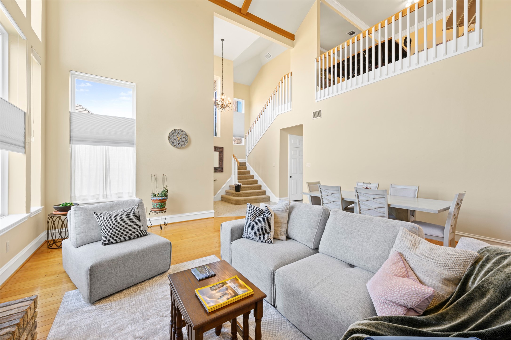 8404 Sunset Cove Drive