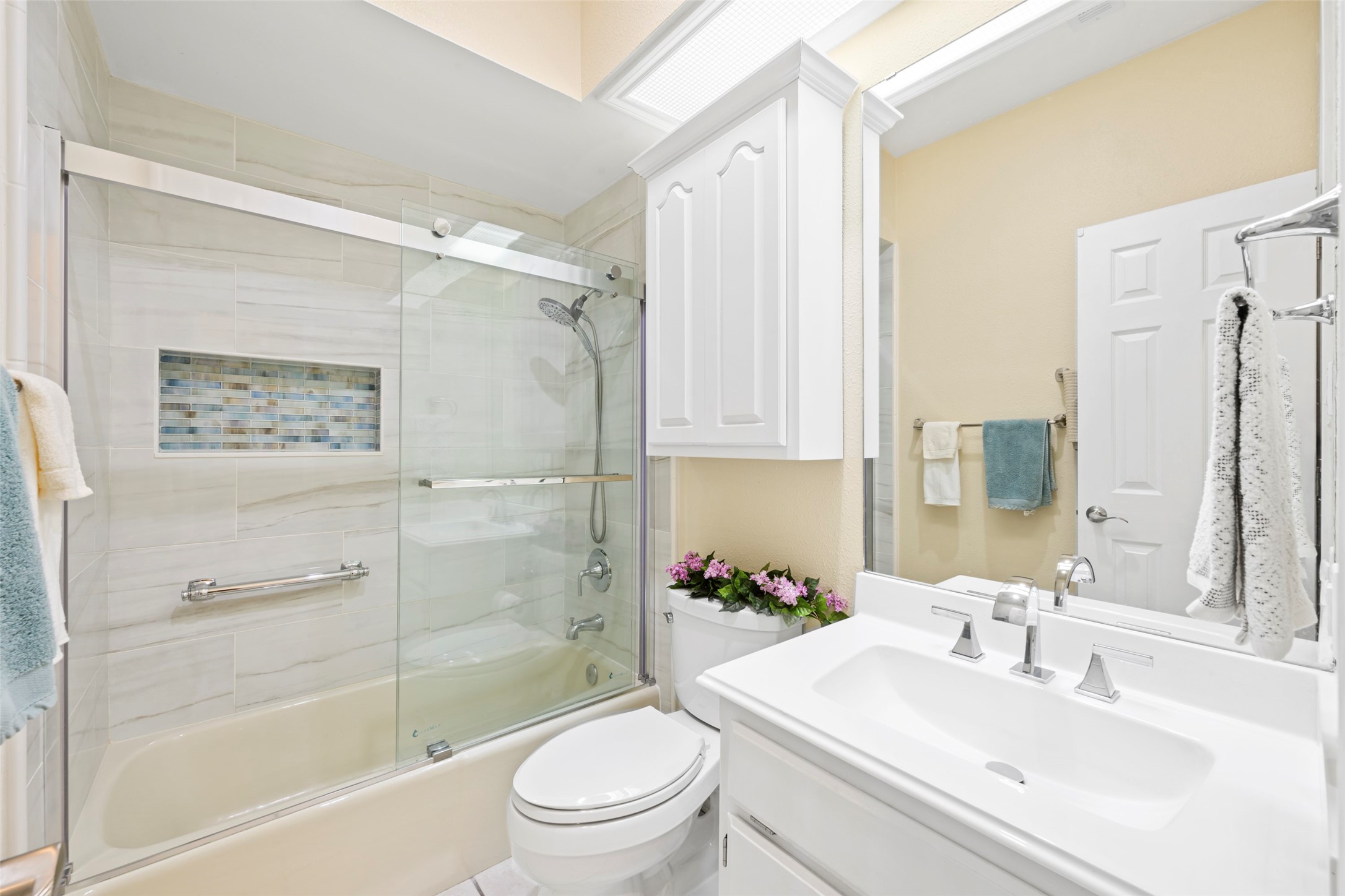 8404 Sunset Cove Drive