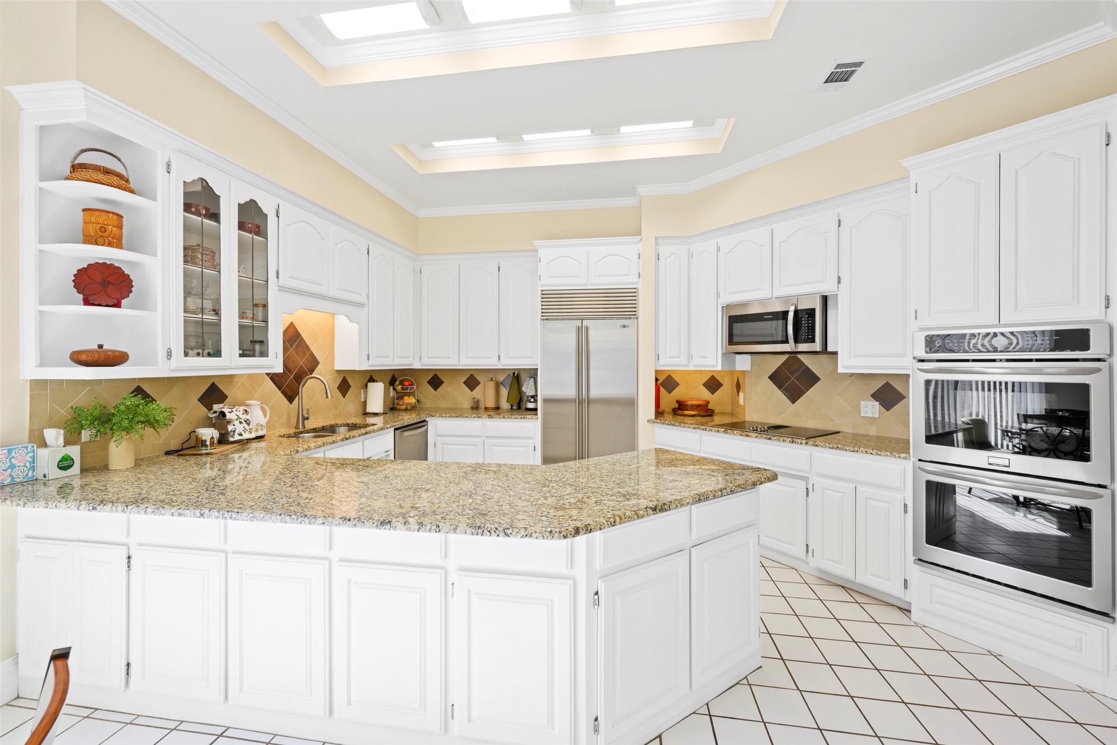 8404 Sunset Cove Drive