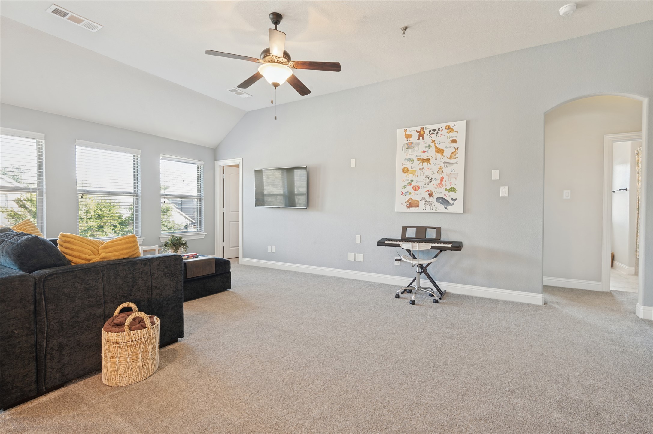 4374 Vineyard Creek Drive