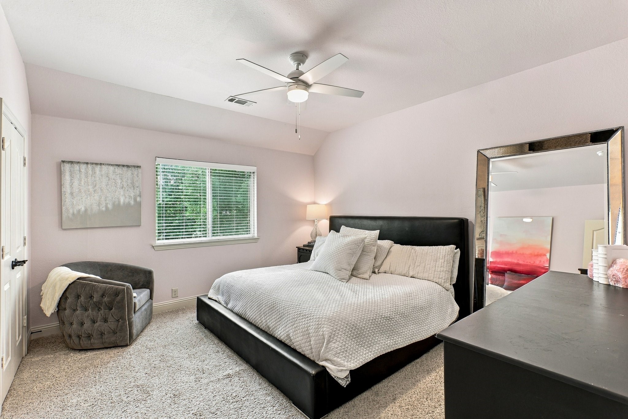2600 Gateway Court