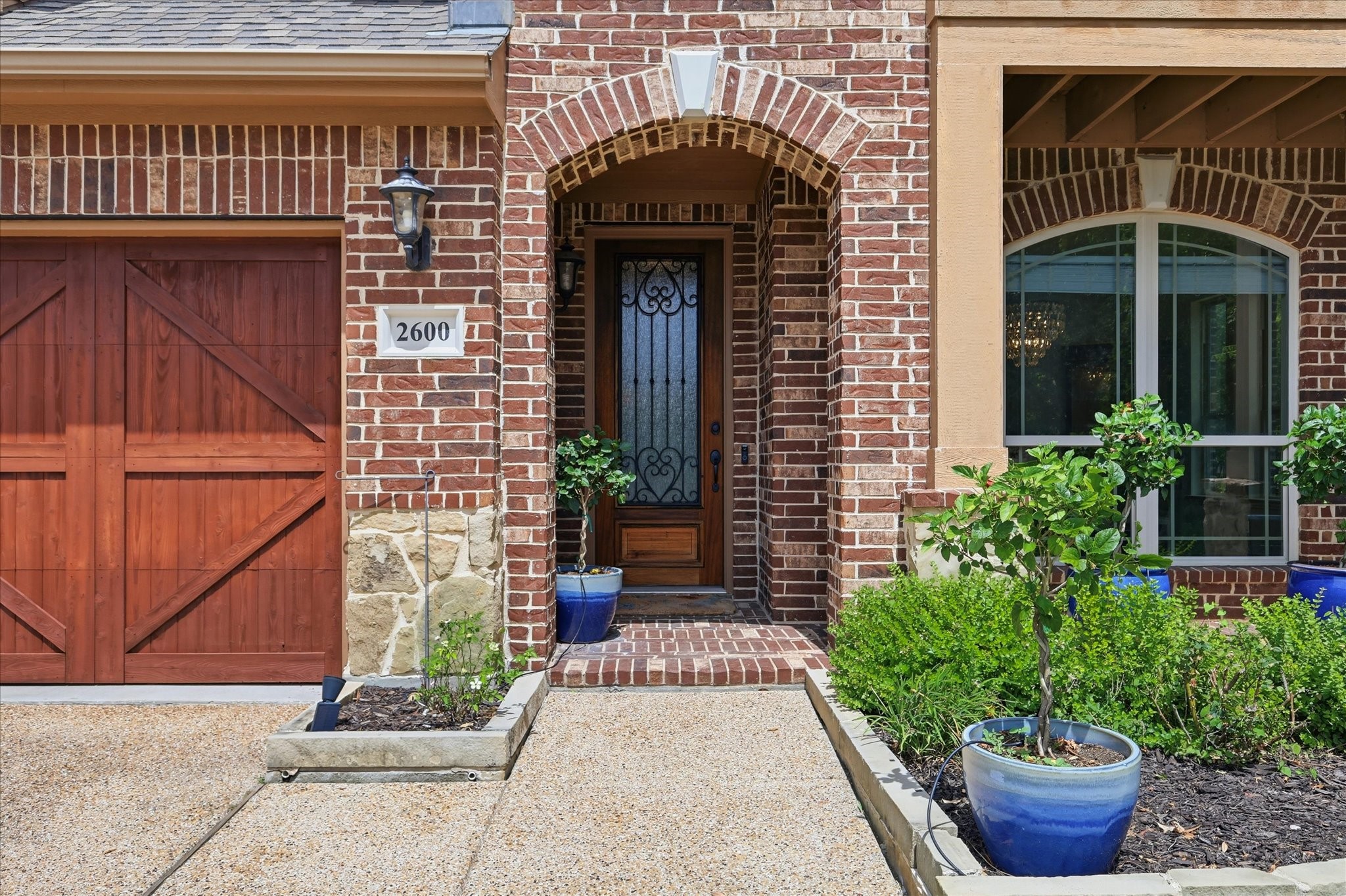 2600 Gateway Court