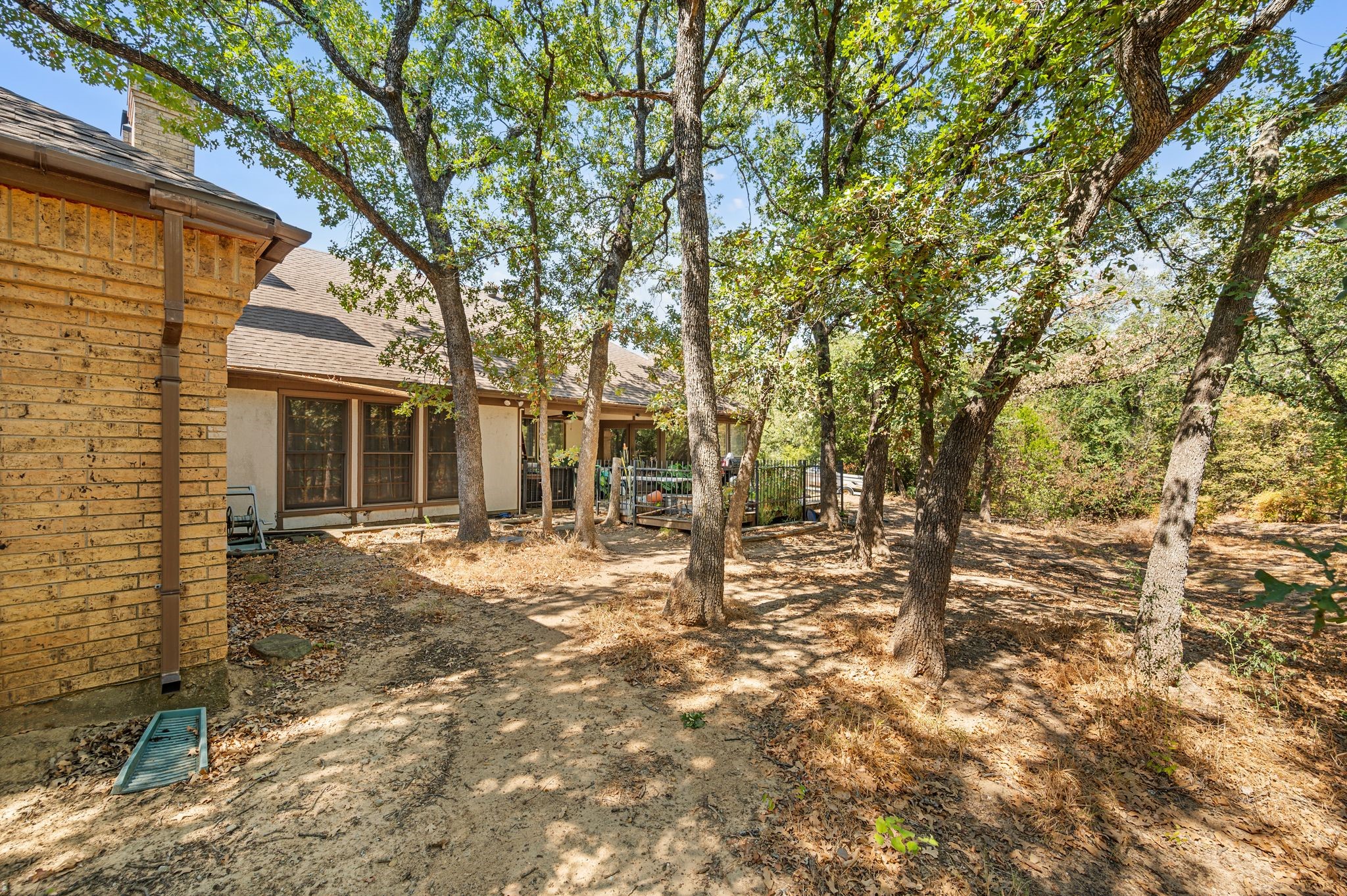 1653 creekside Drive