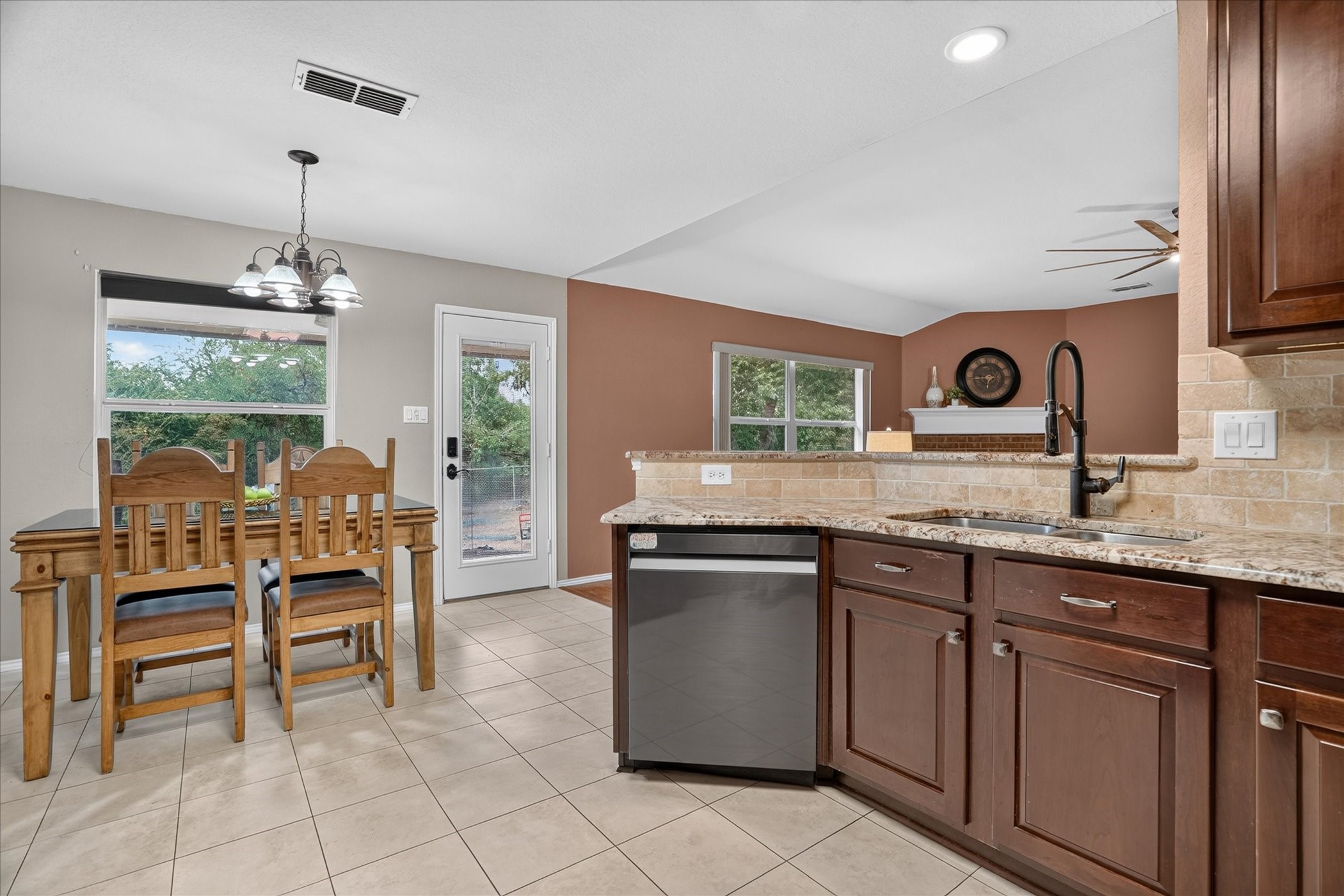 6608 Silver Oak Lane