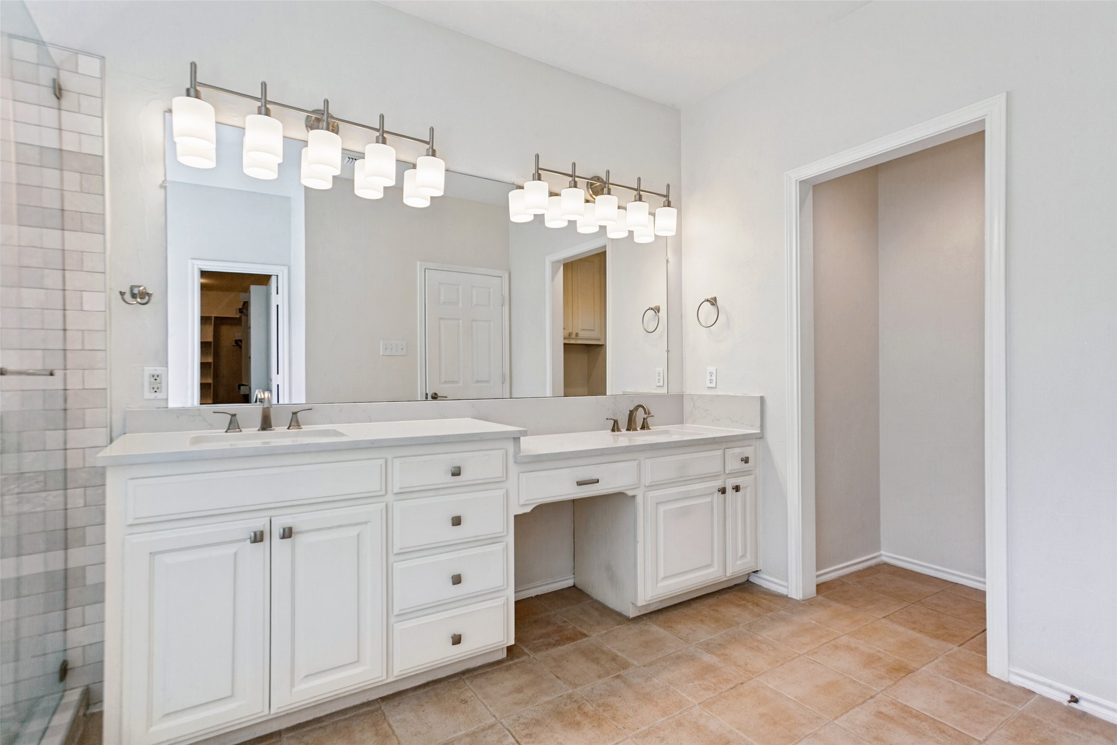 616 Sunningdale